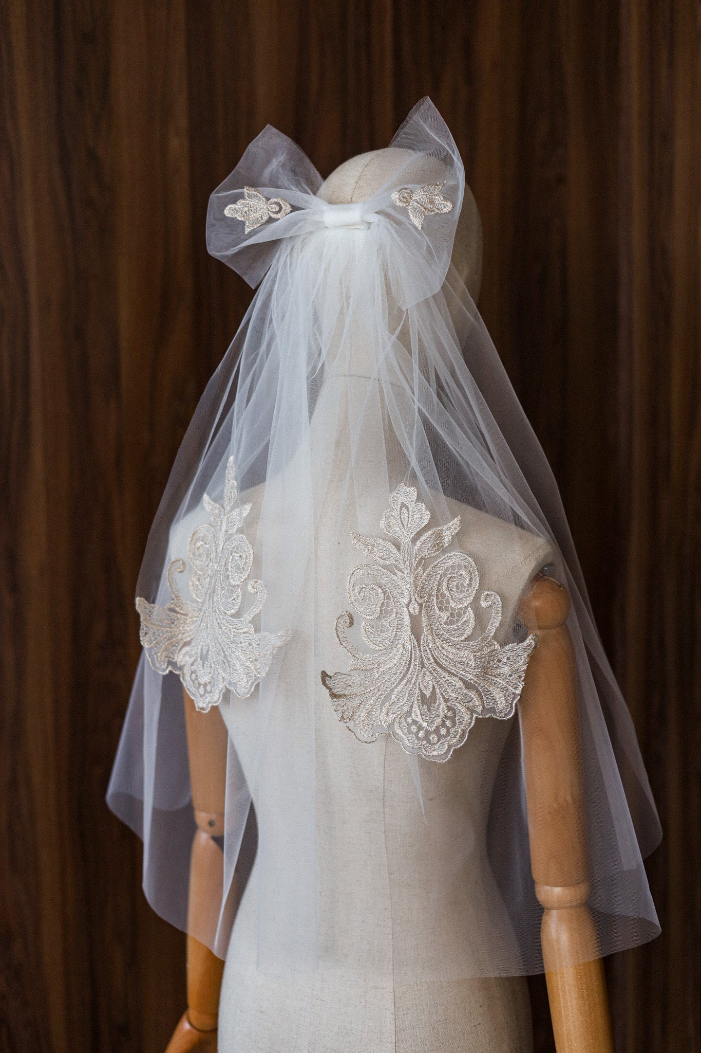 ARIANA WEDDING VEIL - MariaVeils