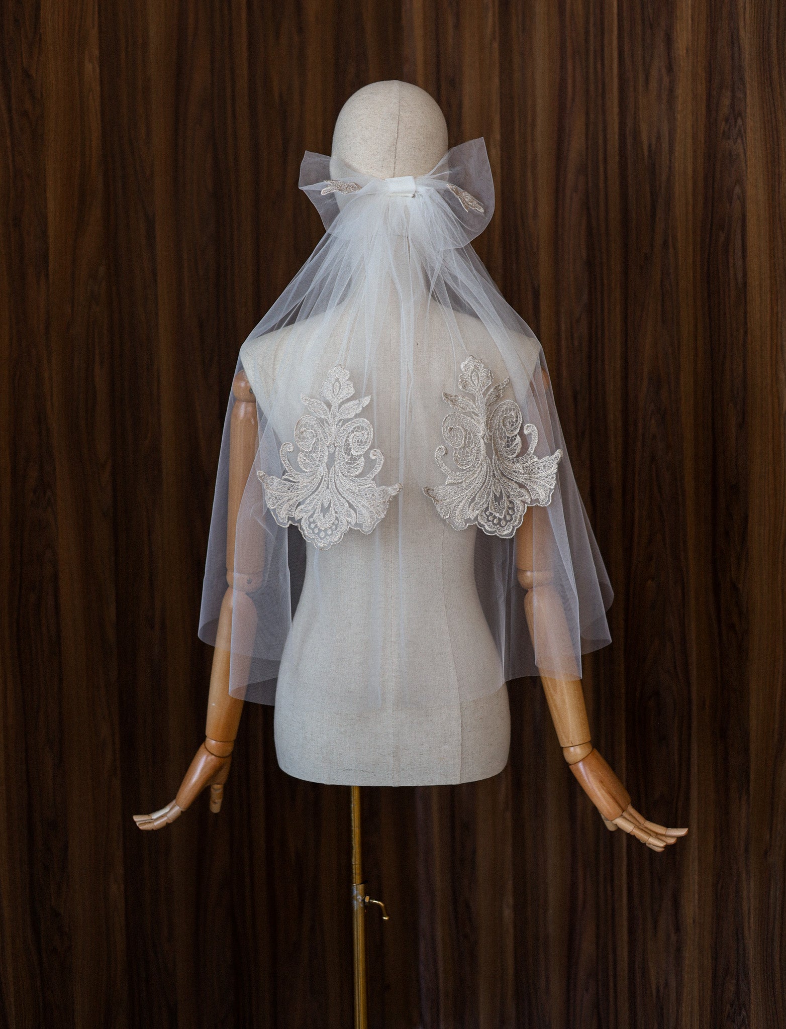 ARIANA WEDDING VEIL - MariaVeils