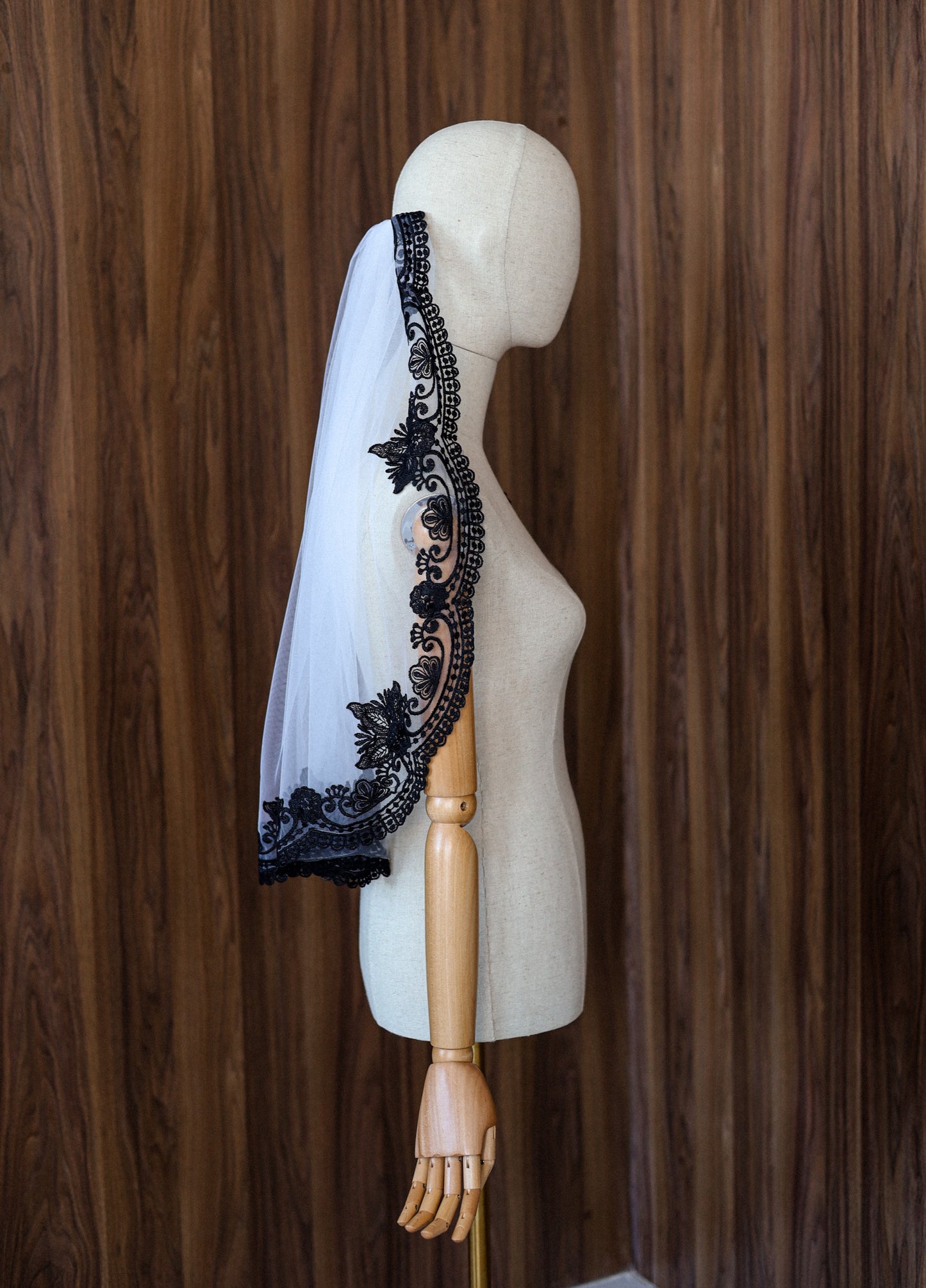 MAYA WEDDING VEIL - MariaVeils