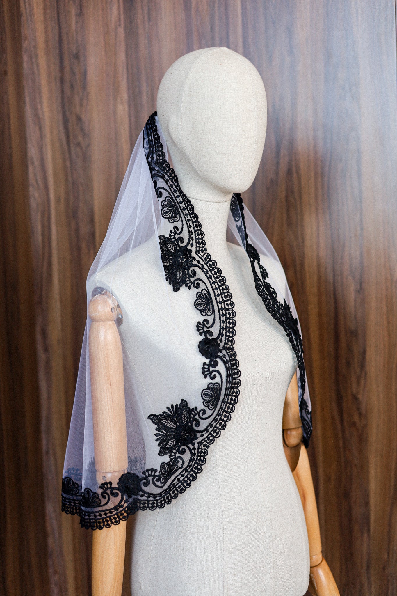 MAYA WEDDING VEIL - MariaVeils