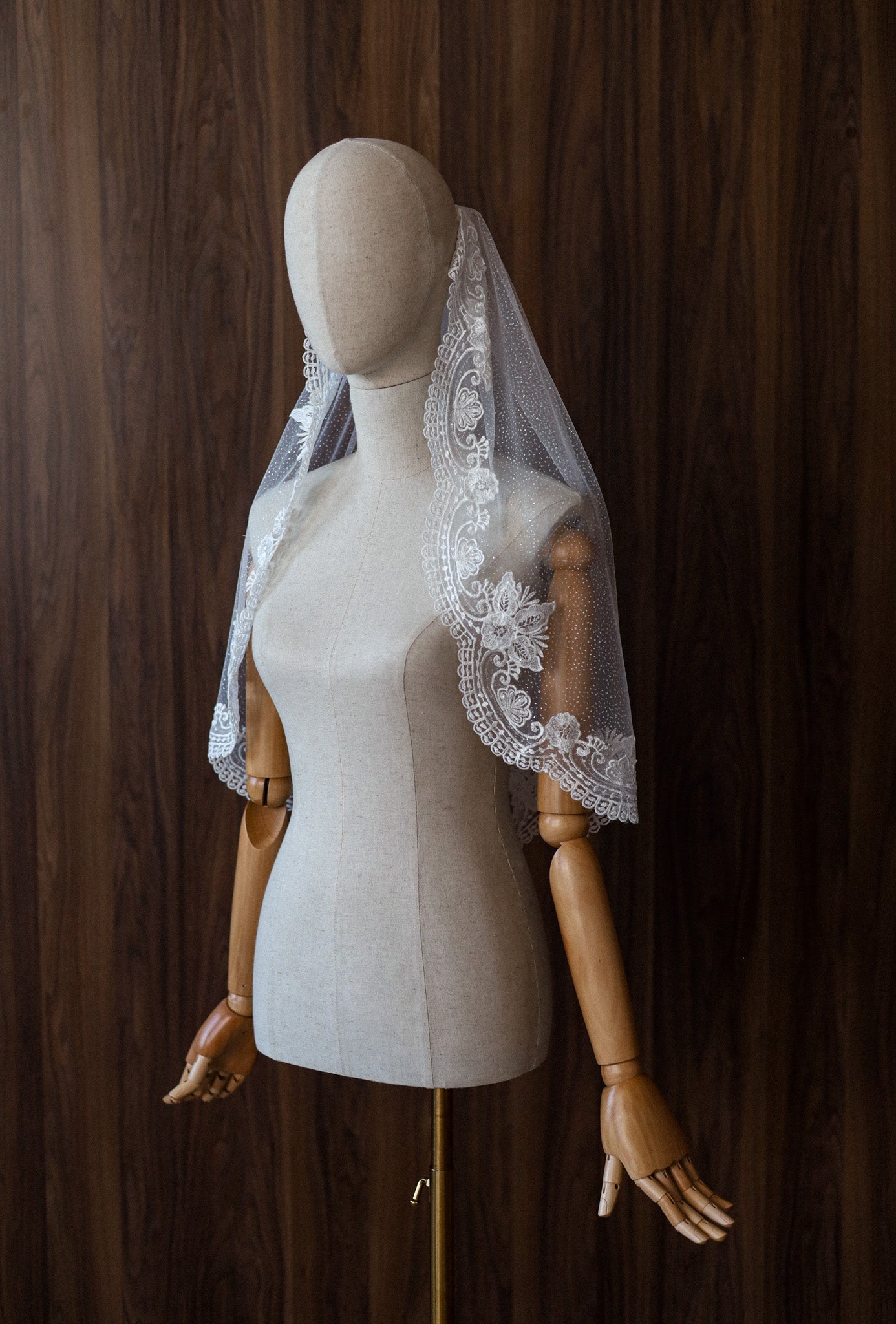 PEYTON WEDDING VEIL - MariaVeils