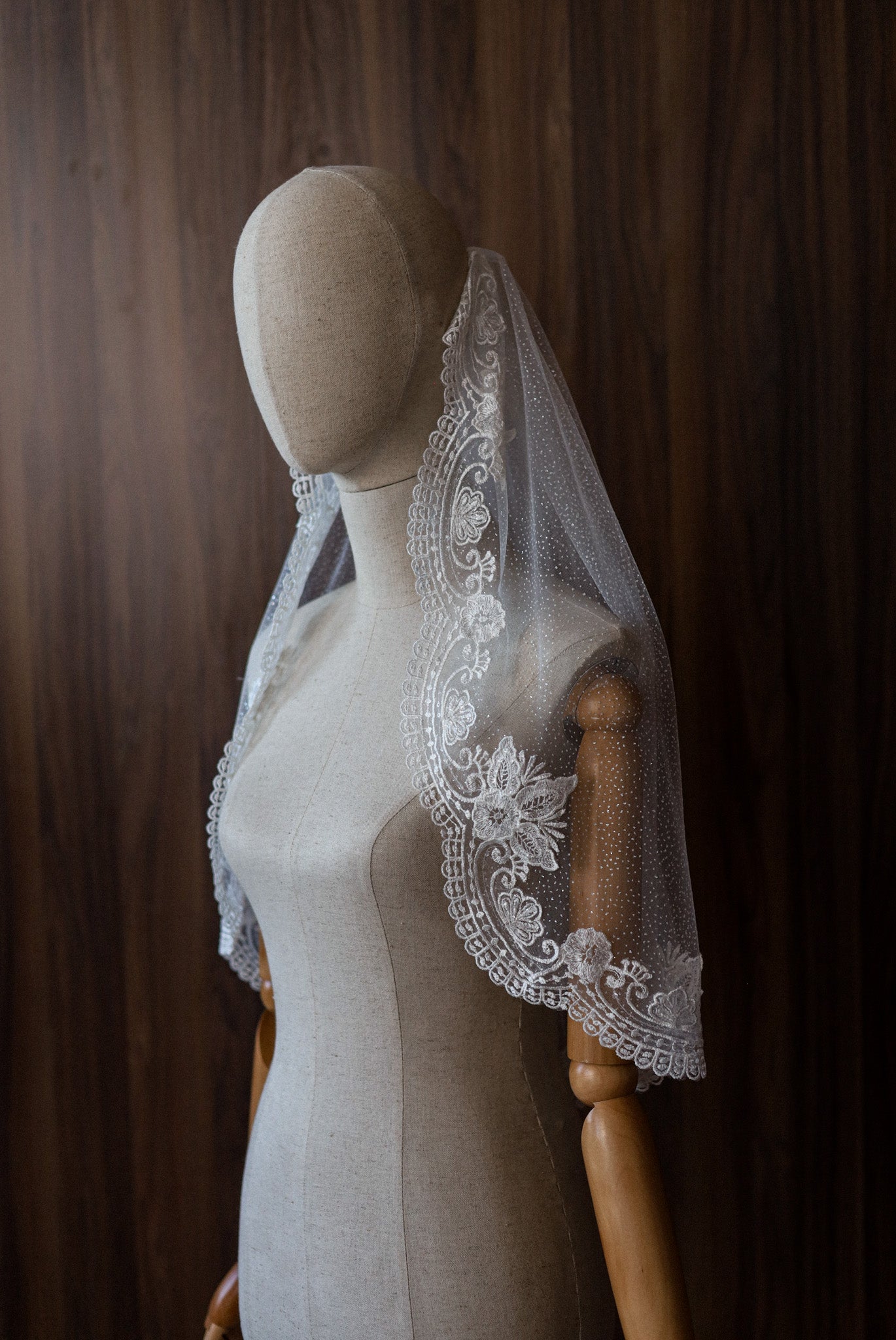 PEYTON WEDDING VEIL - MariaVeils