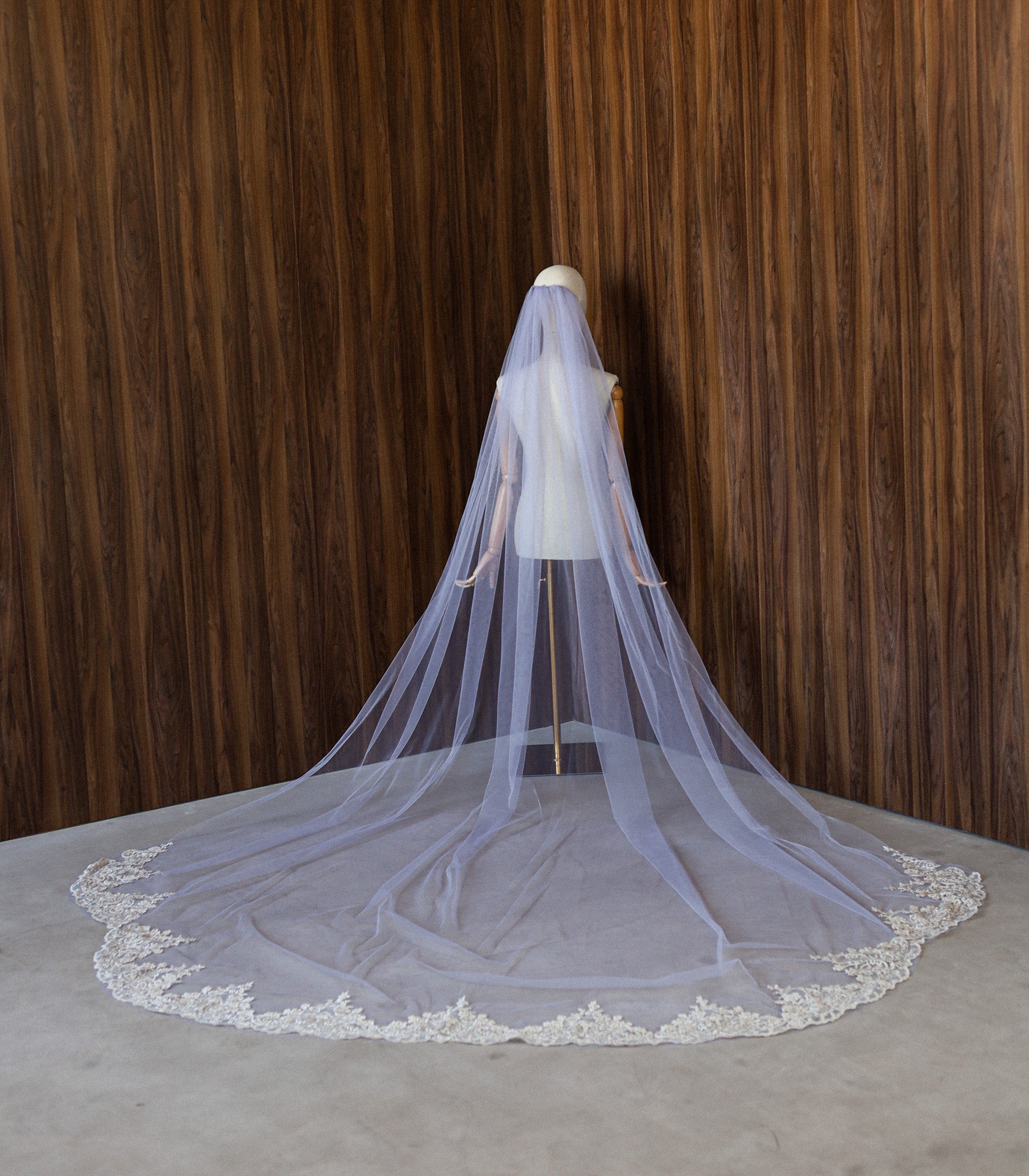BEATRICE WEDDING VEIL - MariaVeils
