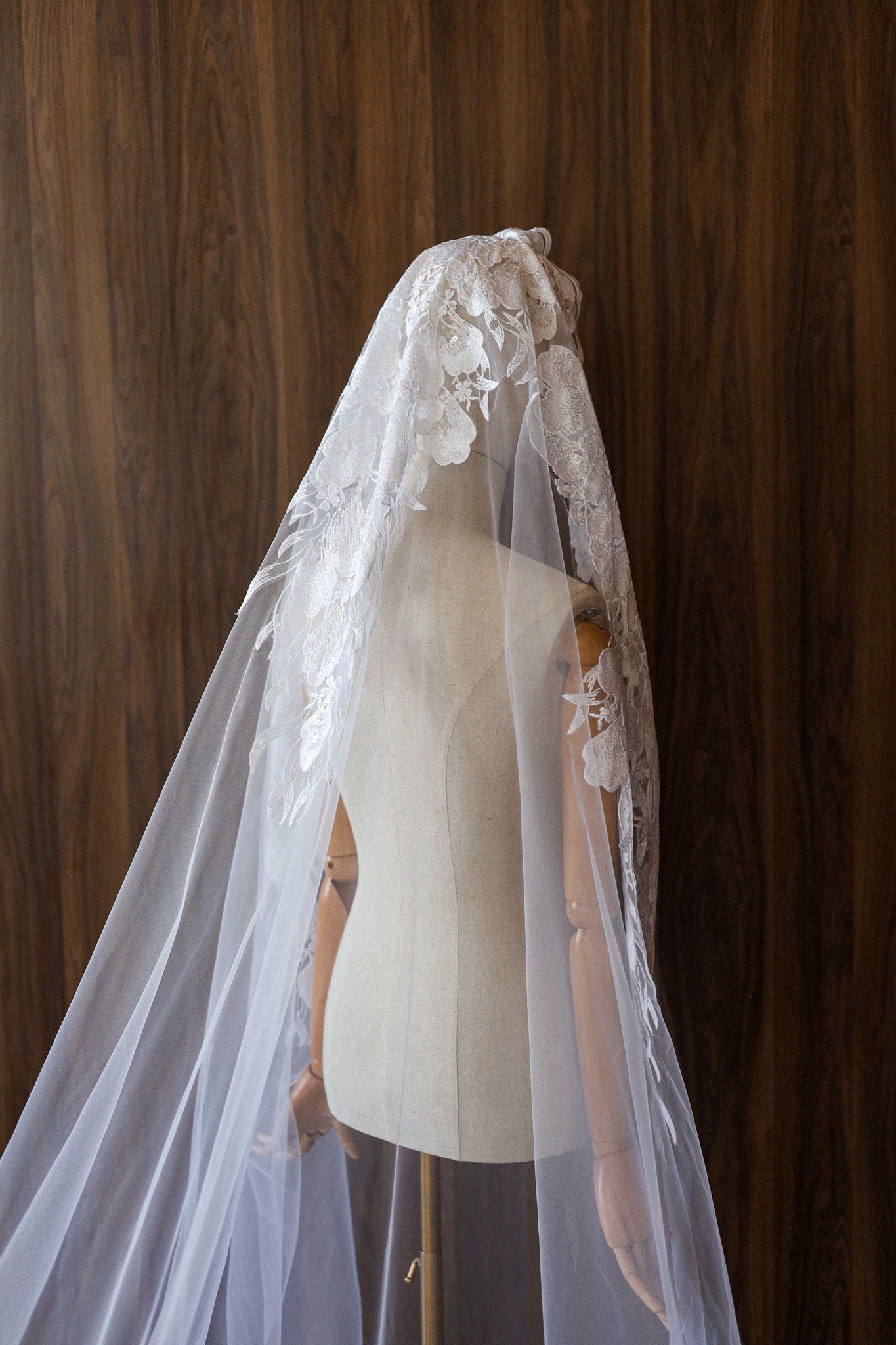 BROOKE WEDDING VEIL - MariaVeils