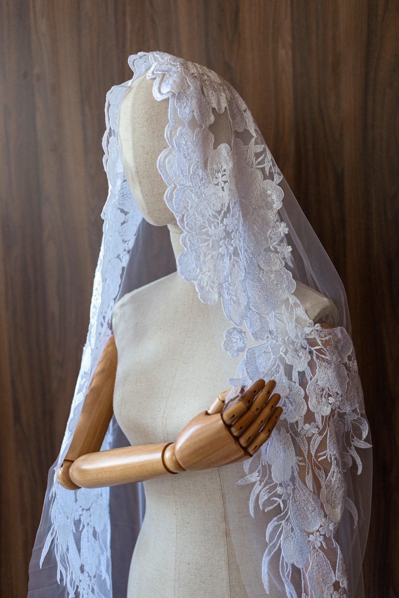 BROOKE WEDDING VEIL - MariaVeils