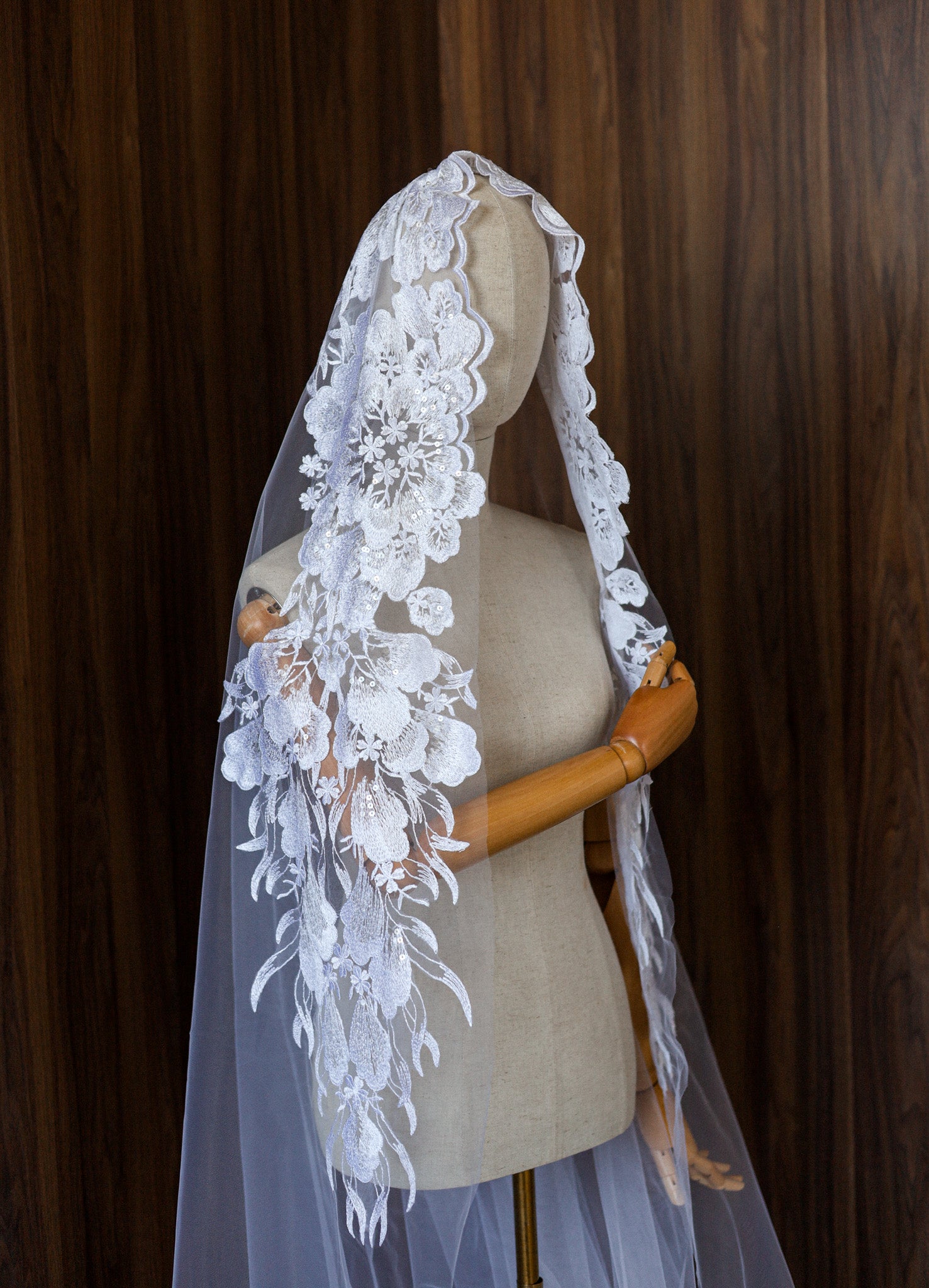BROOKE WEDDING VEIL - MariaVeils
