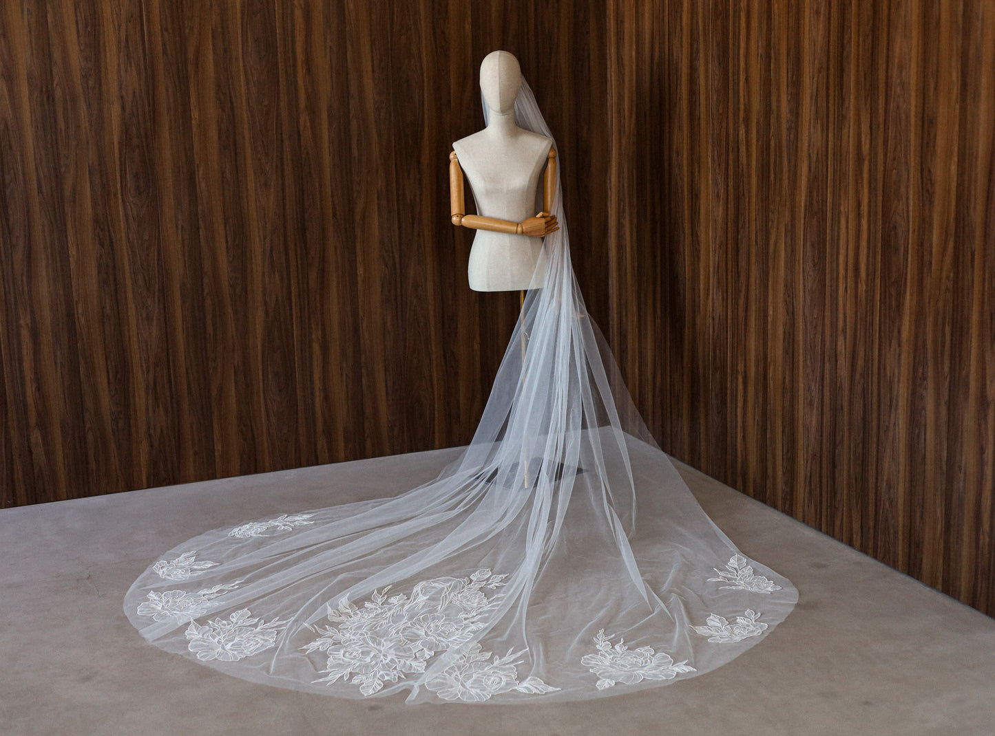 CALLIE WEDDING VEIL - MariaVeils