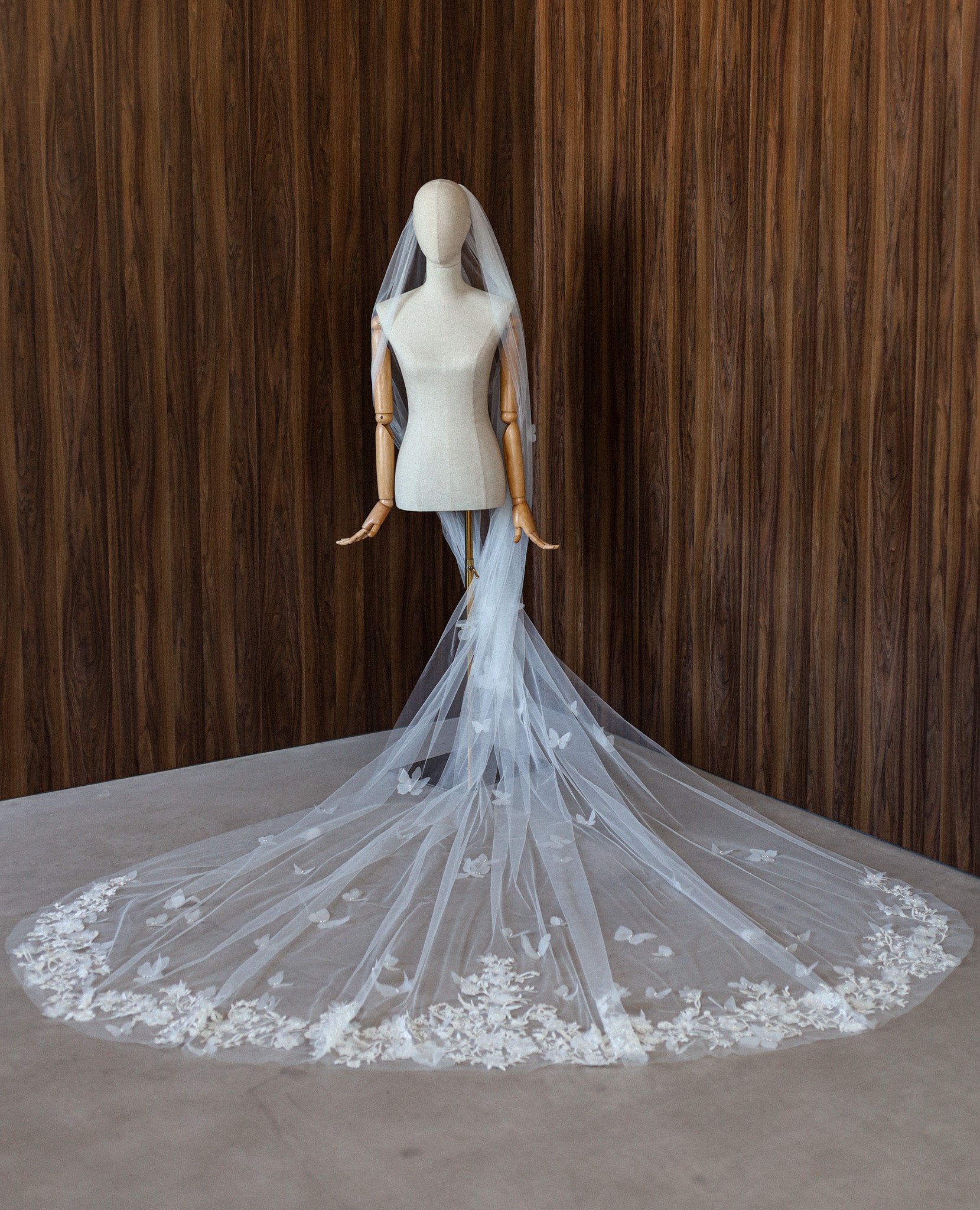 CECILIA WEDDING VEIL - MariaVeils