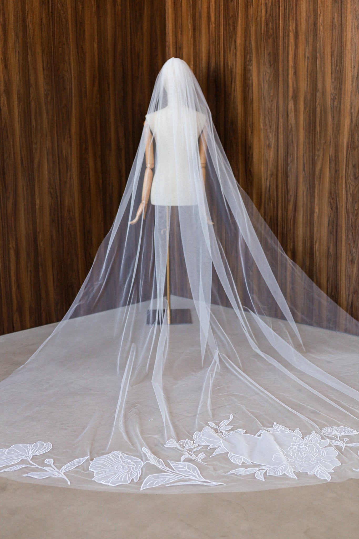 DAPHNE WEDDING VEIL - MariaVeils