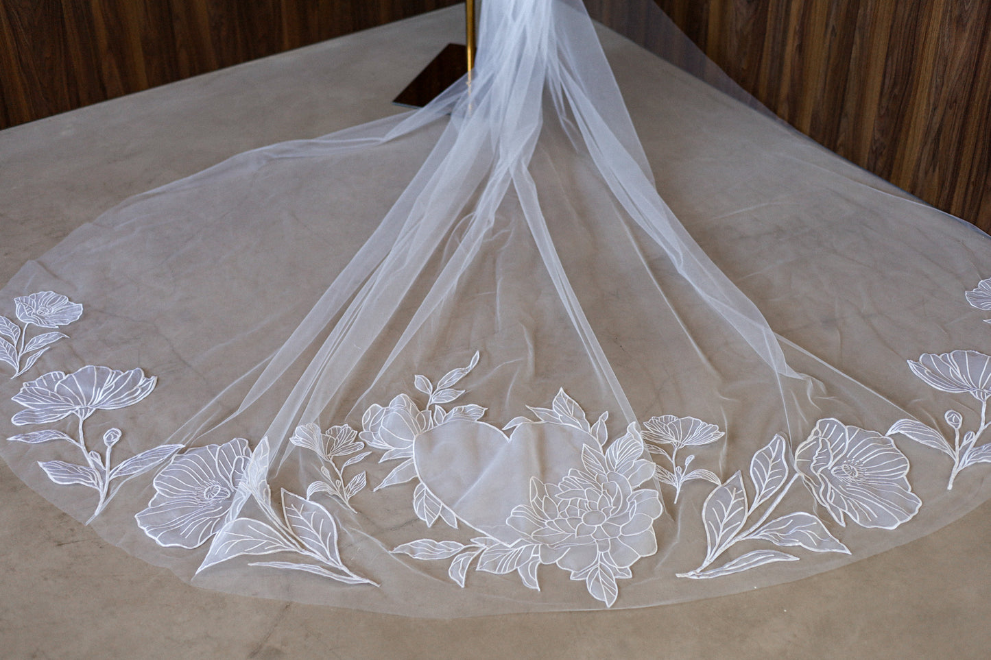 DAPHNE WEDDING VEIL - MariaVeils
