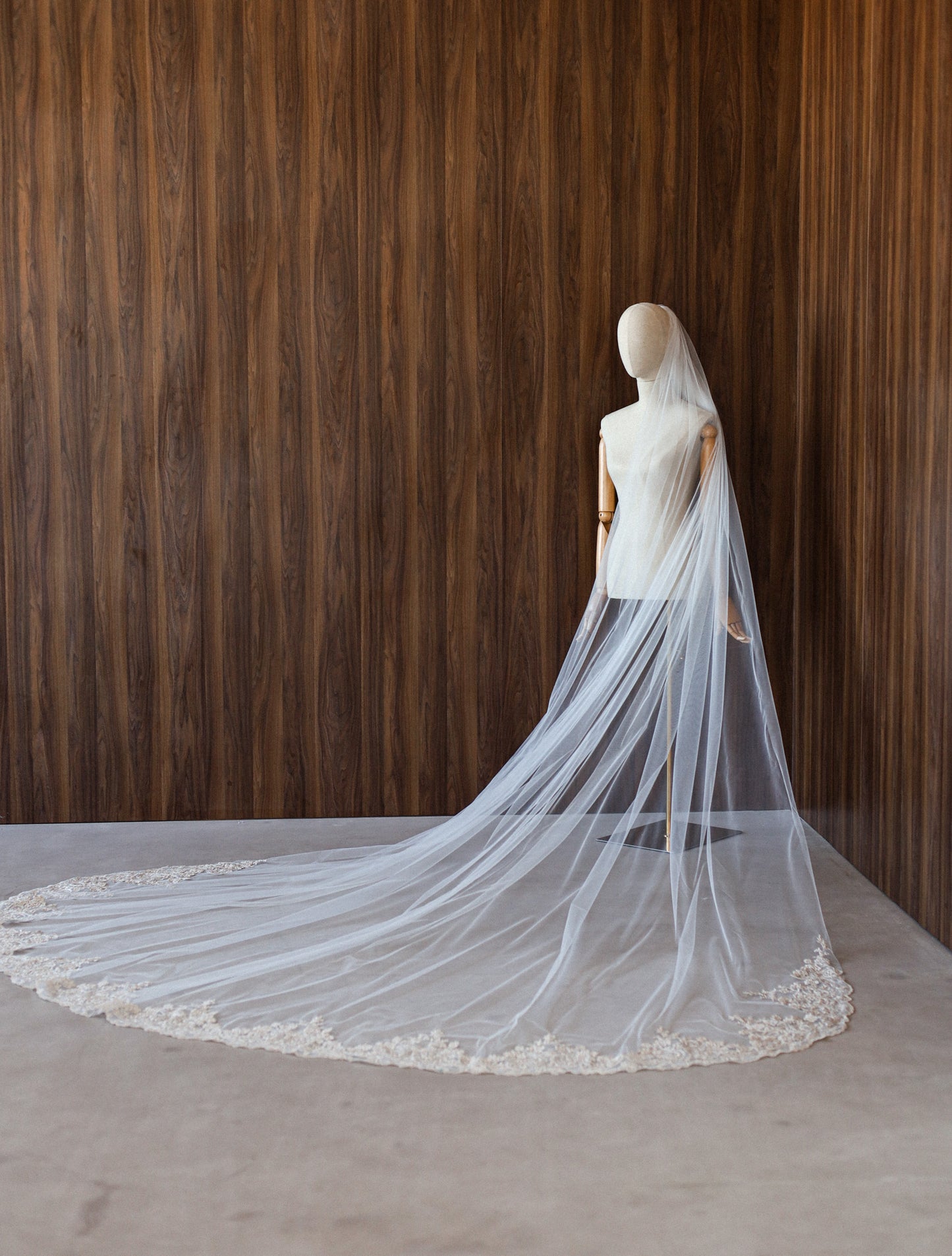DIANA WEDDING VEIL - MariaVeils