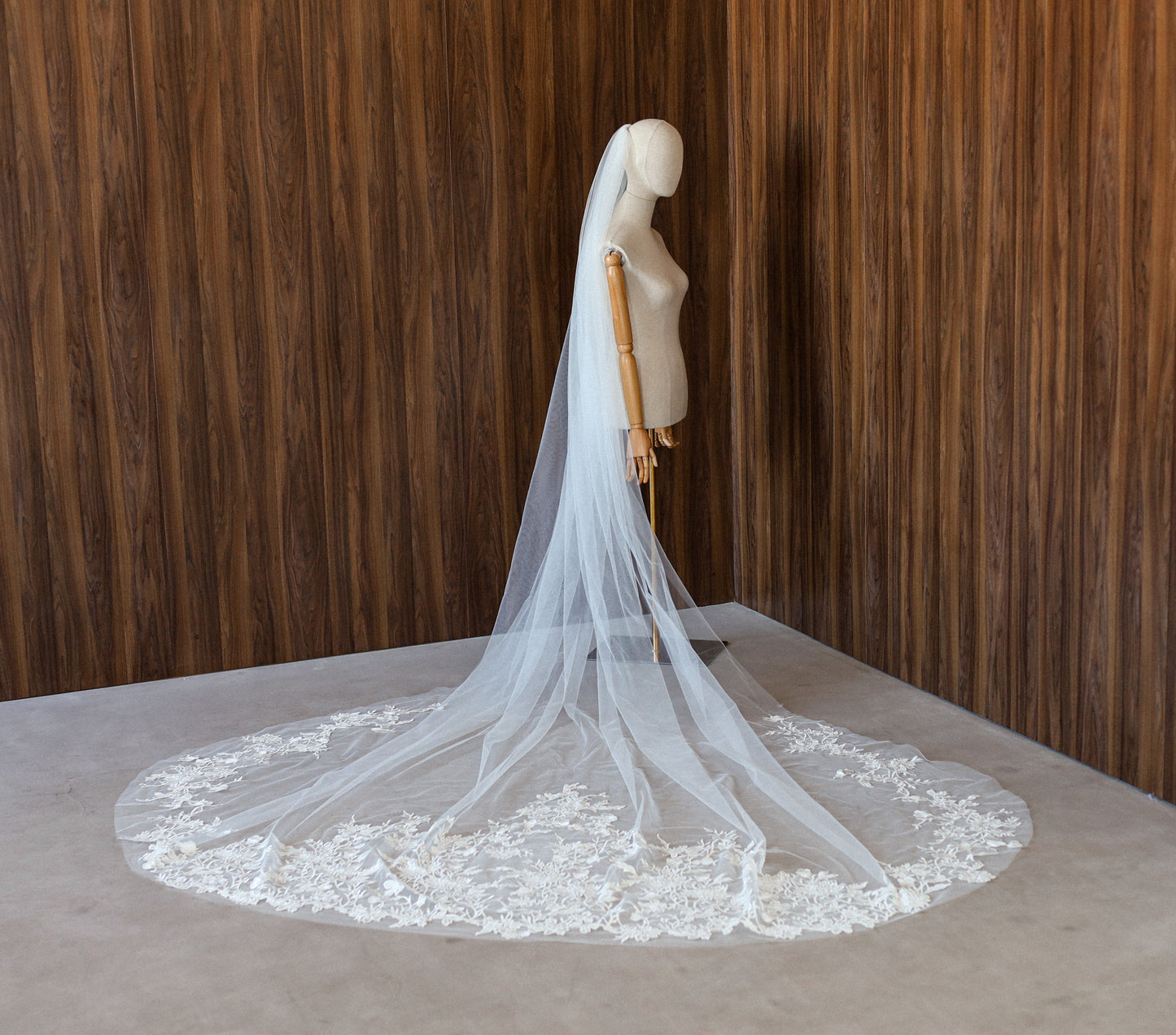 ELIZA WEDDING VEIL - MariaVeils