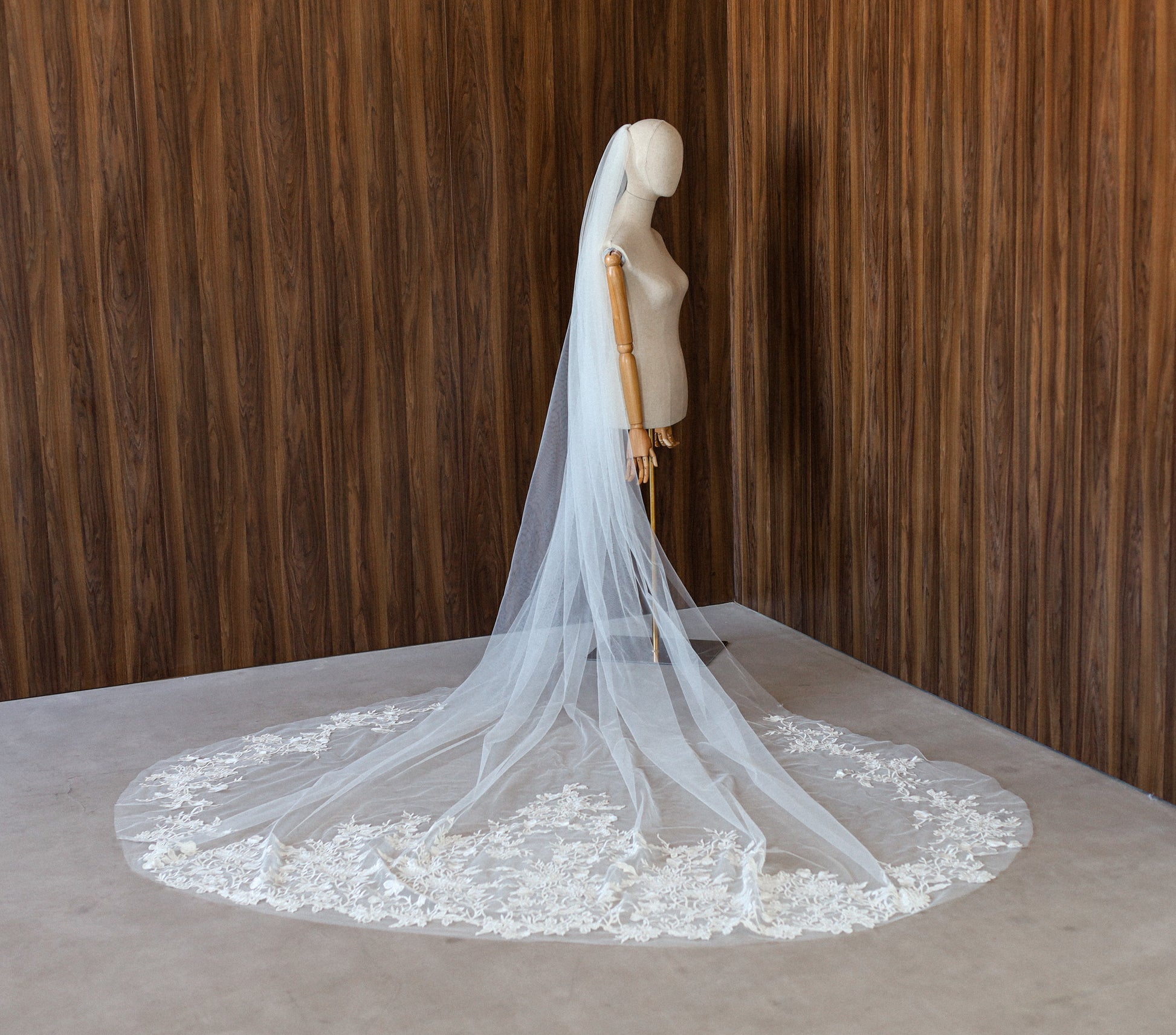 ELIZA WEDDING VEIL - MariaVeils