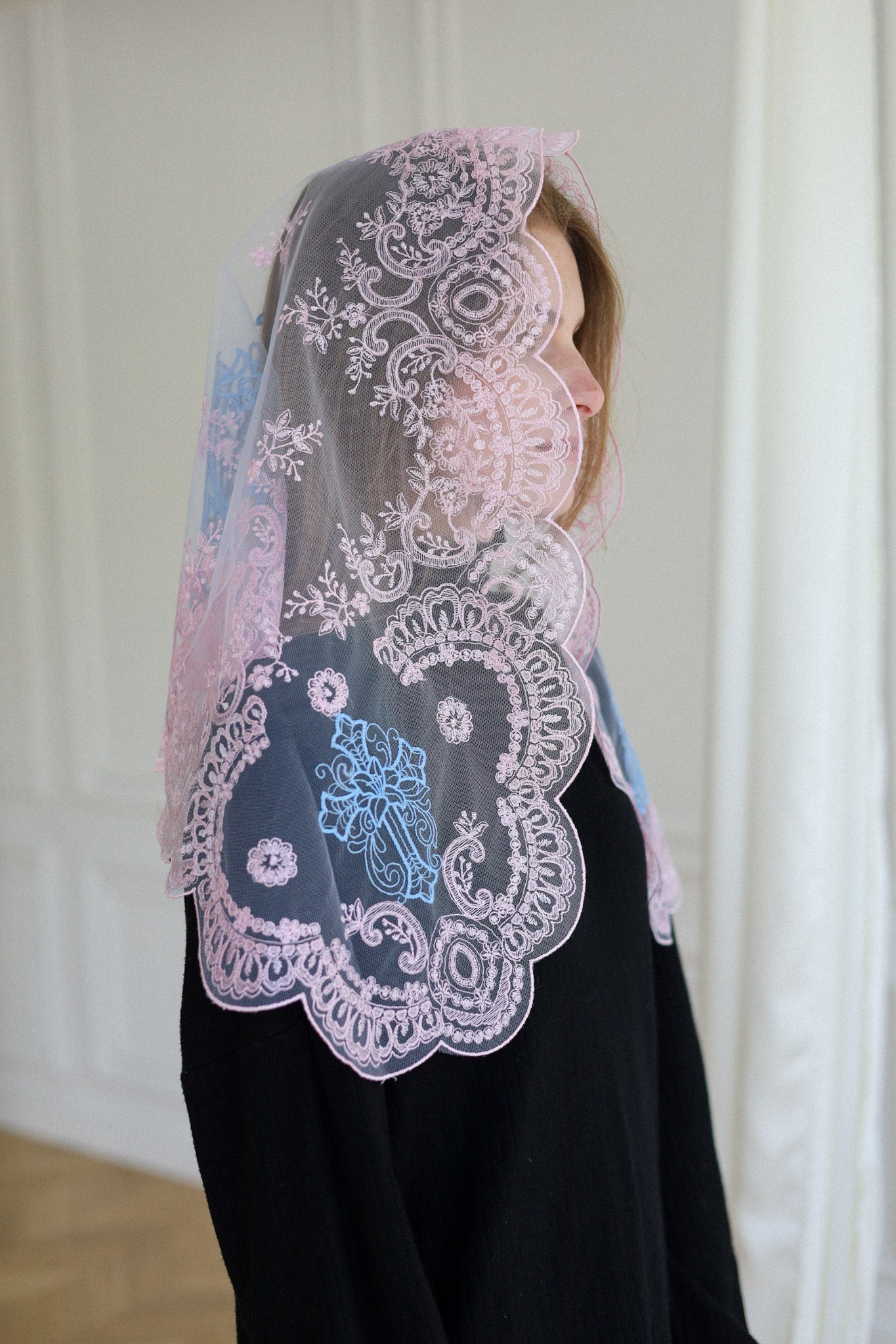 PINK SHORT VEIL