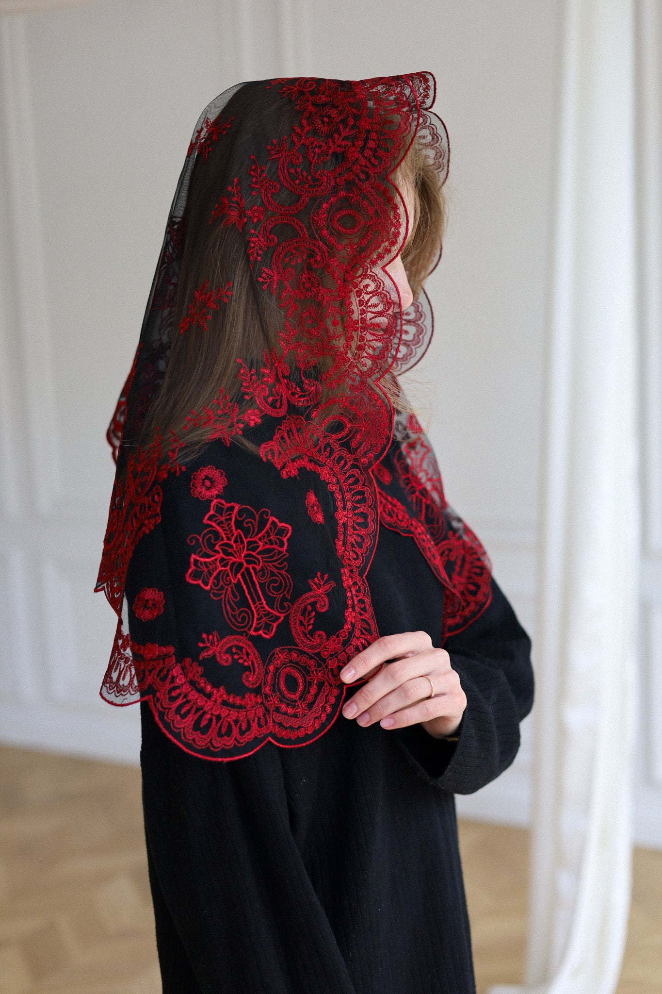 NEW! BURGUNDY VEIL