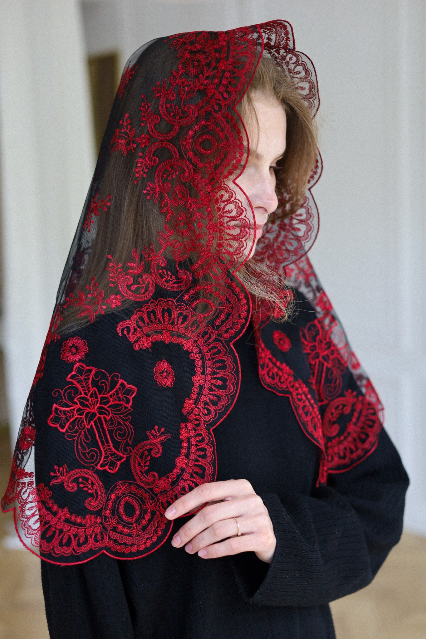 NEW! BURGUNDY VEIL