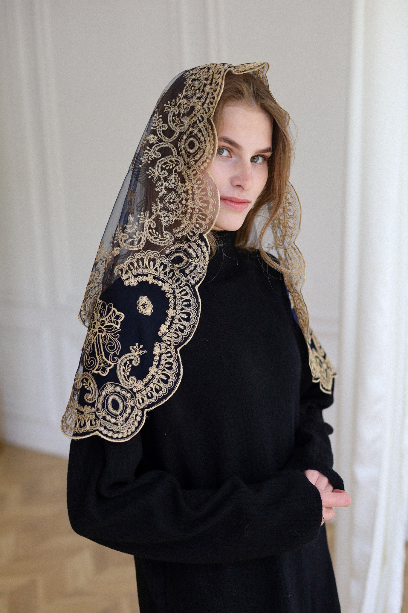 NEW! BLUE VEIL