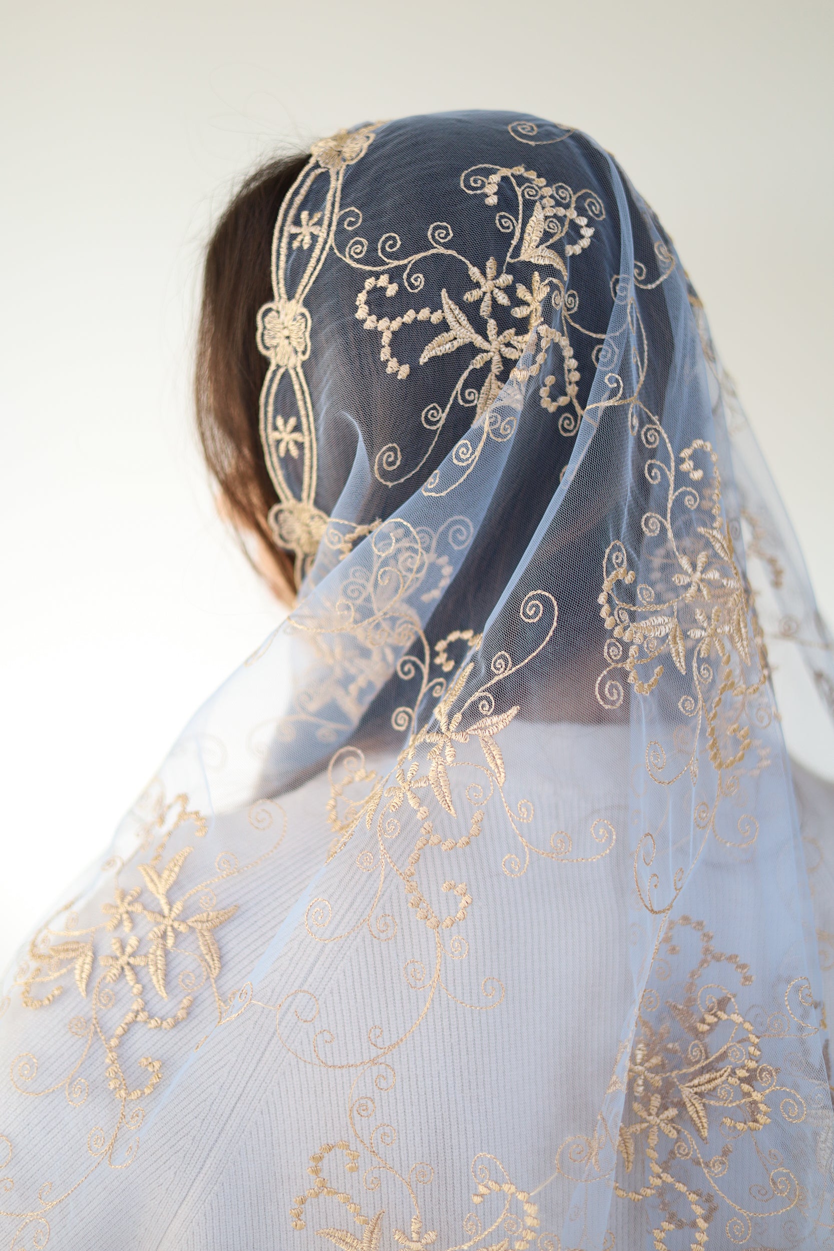 GOLD & LIGHT BLUE VEIL - MariaVeils