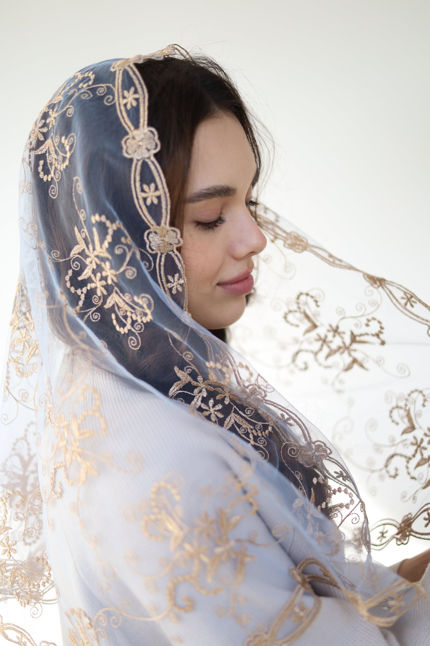 GOLD & LIGHT BLUE VEIL - MariaVeils