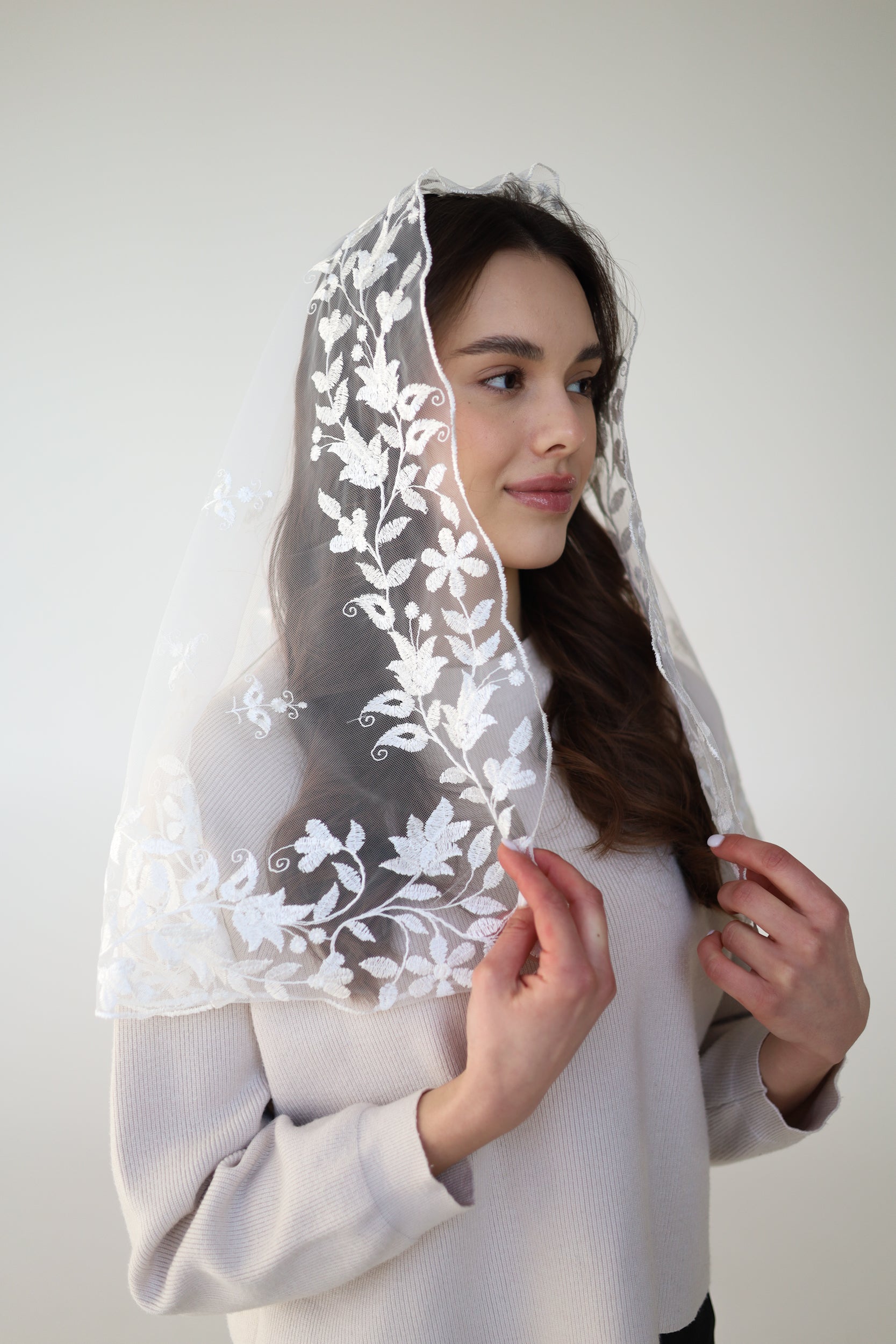 LONG IVORY VEIL - MariaVeils