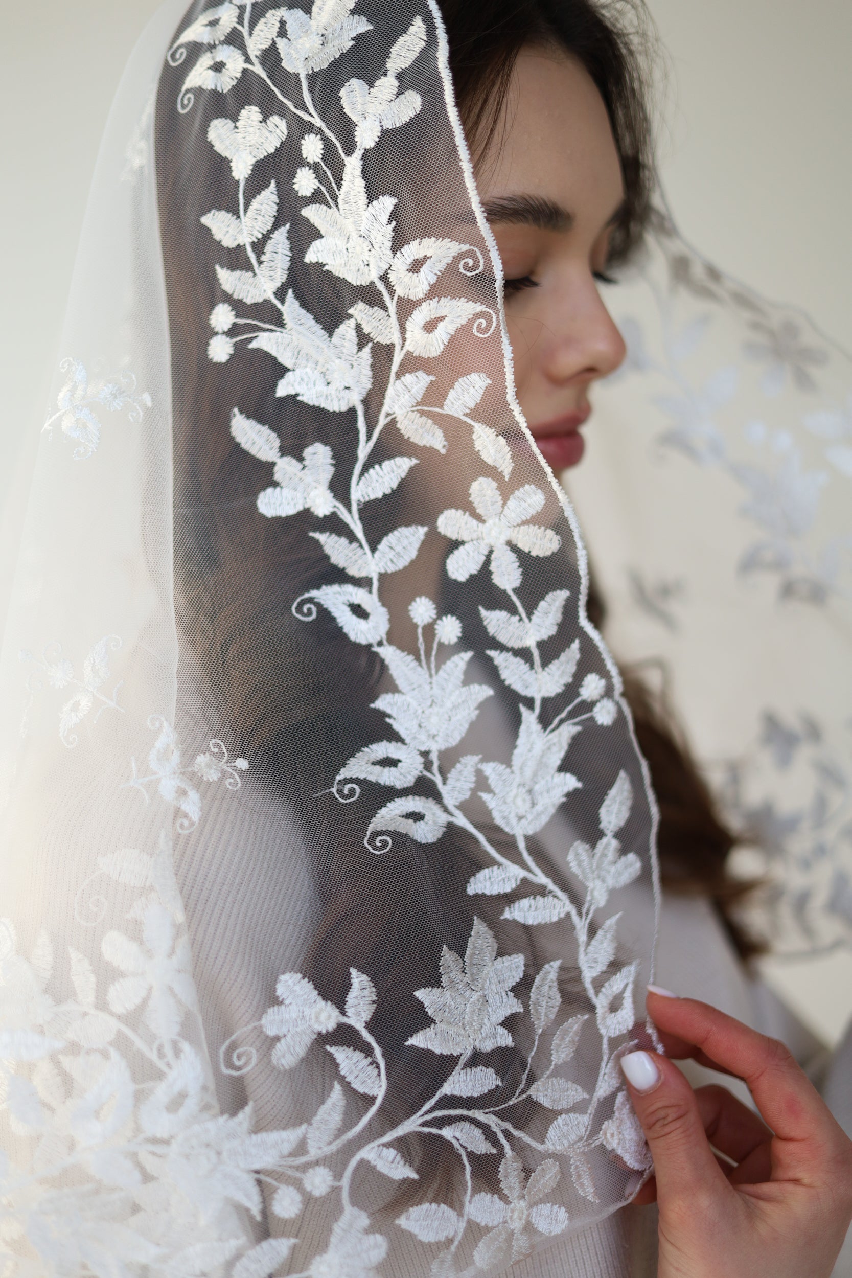 LONG IVORY VEIL - MariaVeils
