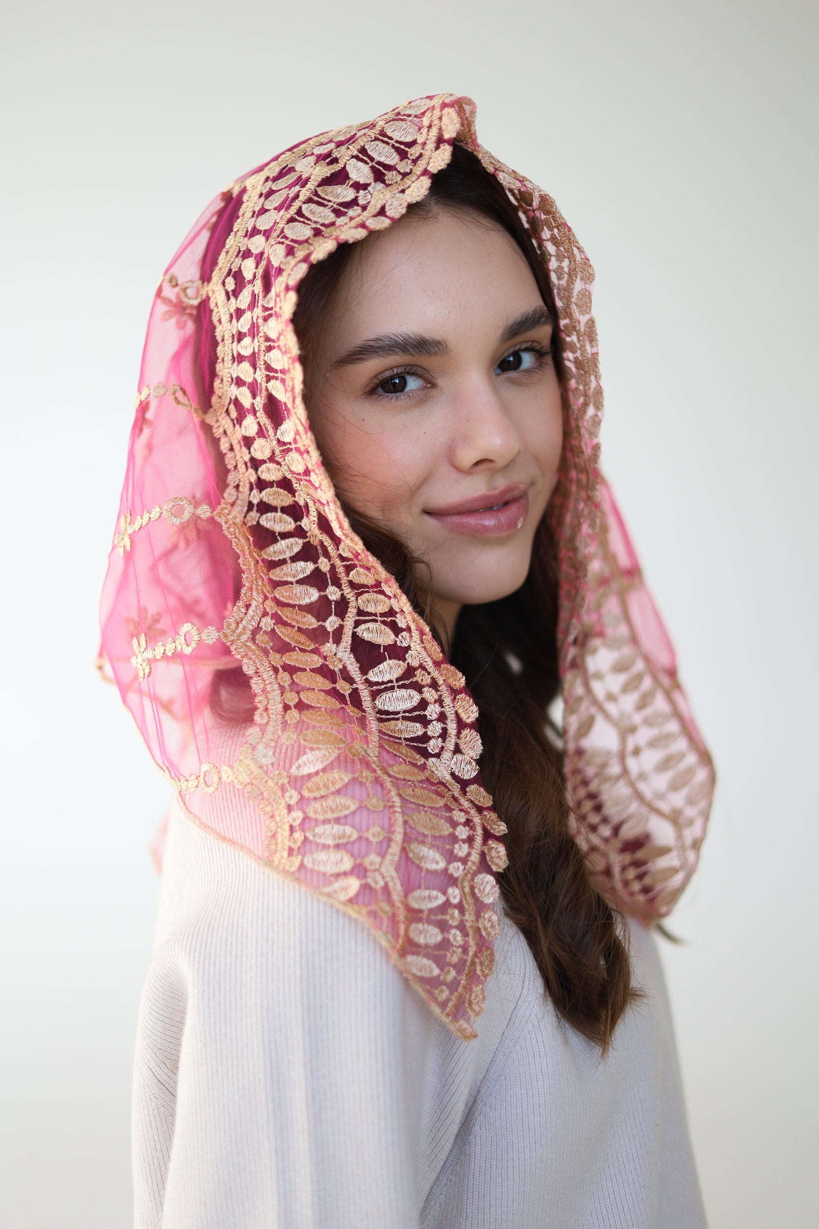 SHORT PINK & GOLD VEIL - MariaVeils
