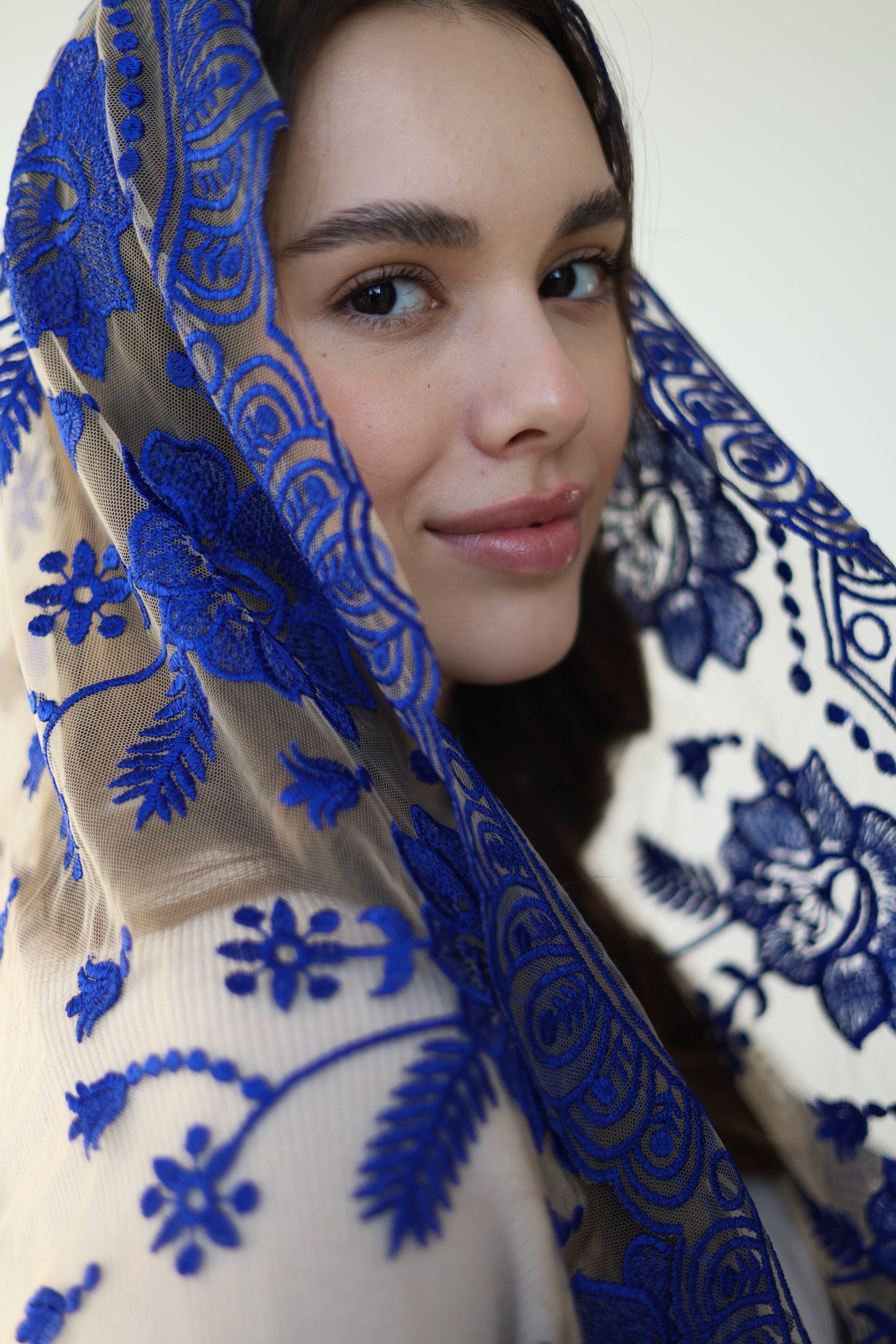 LONG VEIL WITH BLUE FLOWERS - MariaVeils