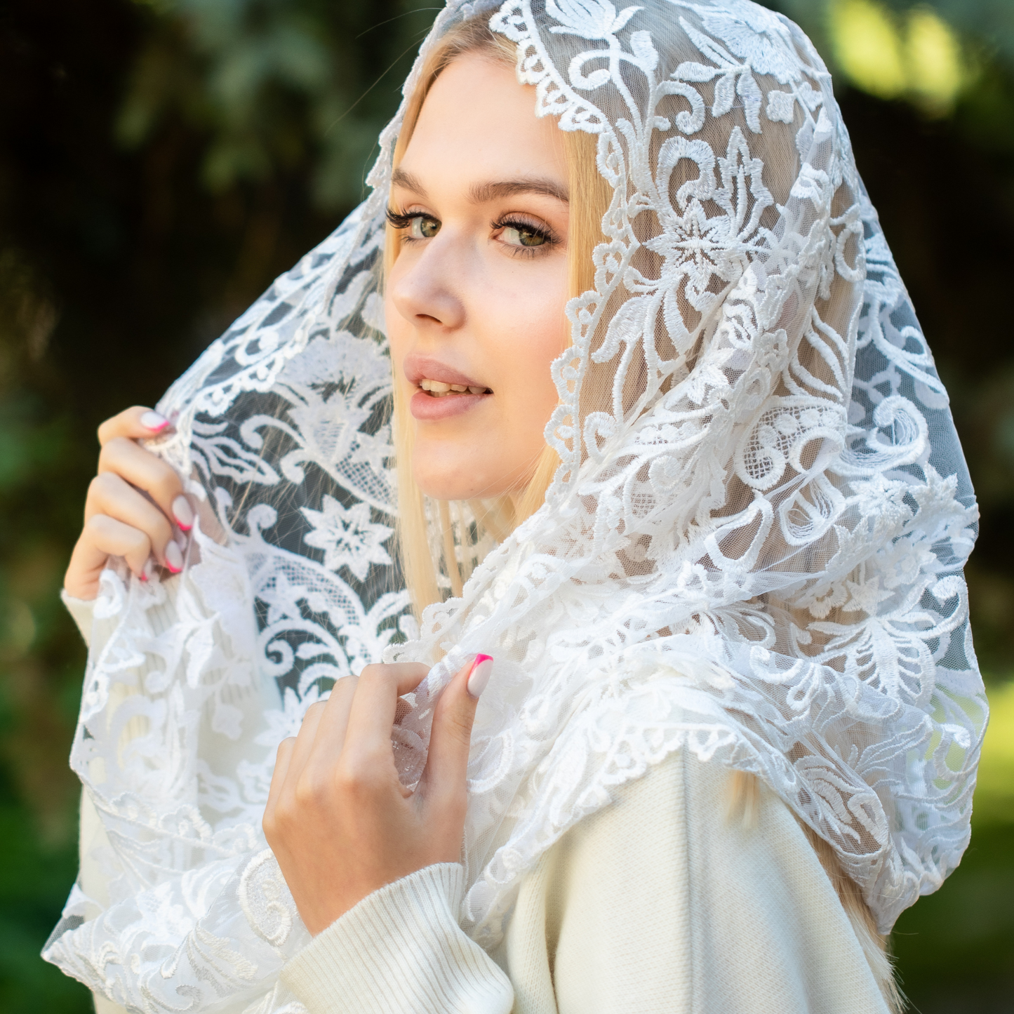 NEW!! Infinity ivory veil - MariaVeils