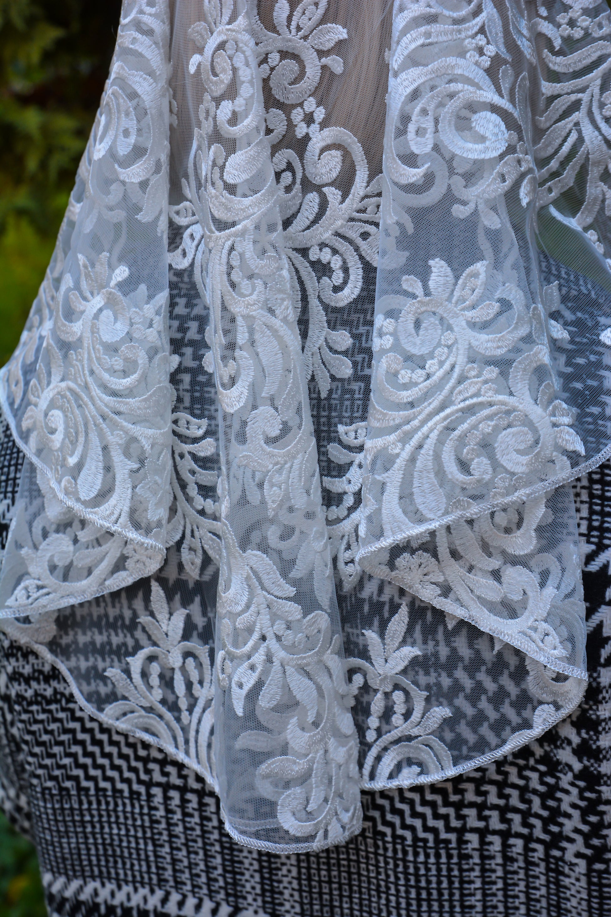 NEW!! Ivory Floral Veil - MariaVeils