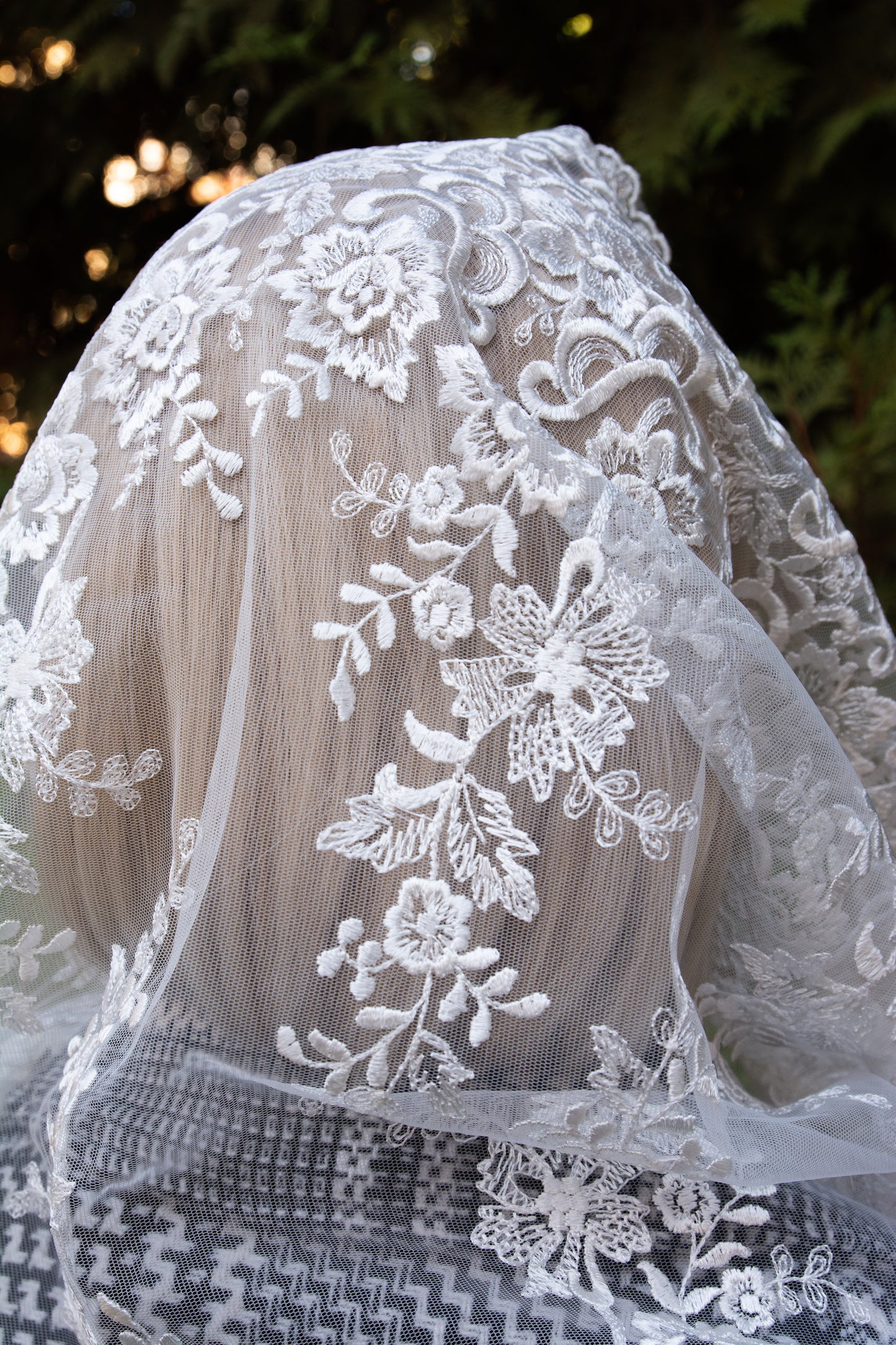 NEW!! Infinity Ivory Mantilla - MariaVeils