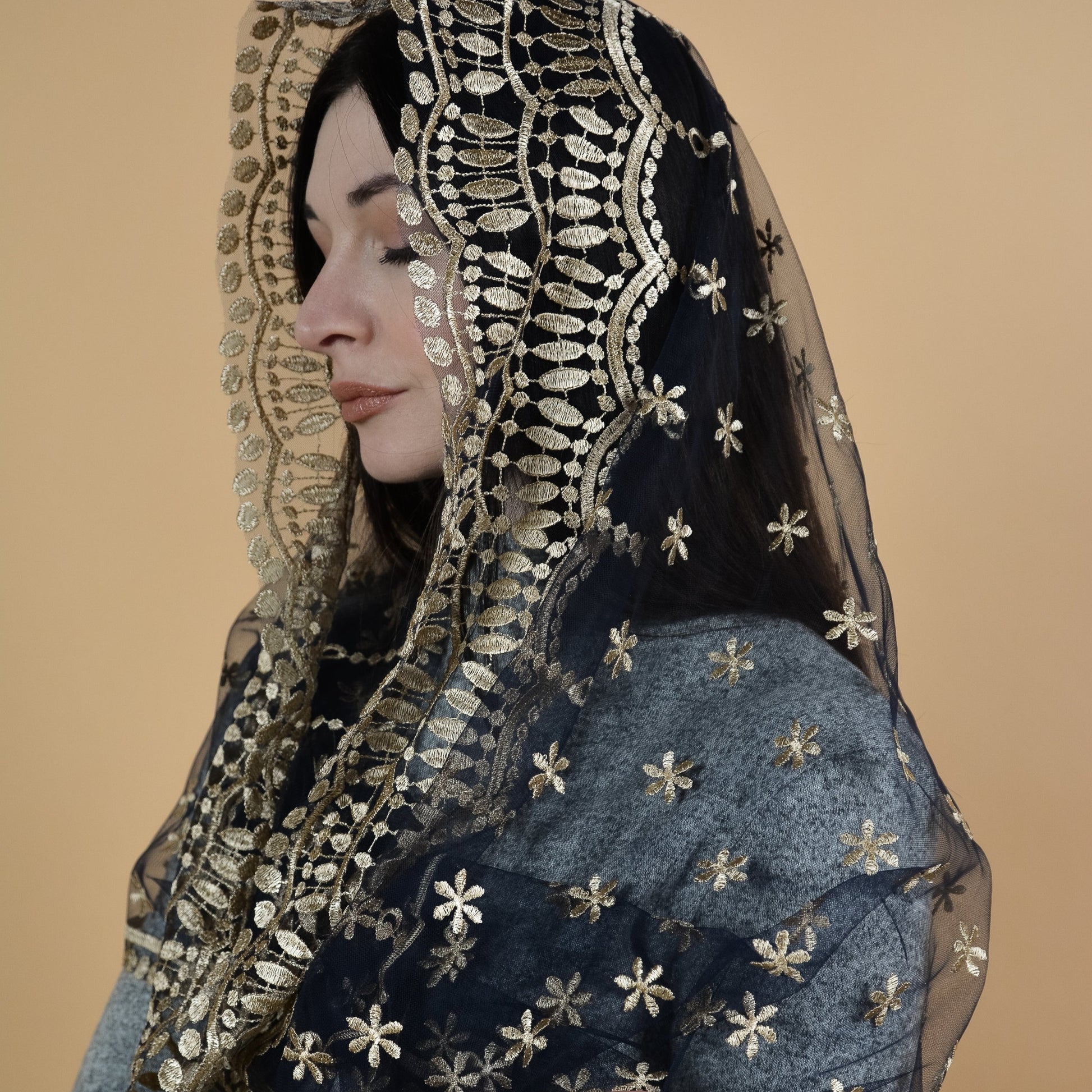 GOLD & BLUE VEIL - MariaVeils