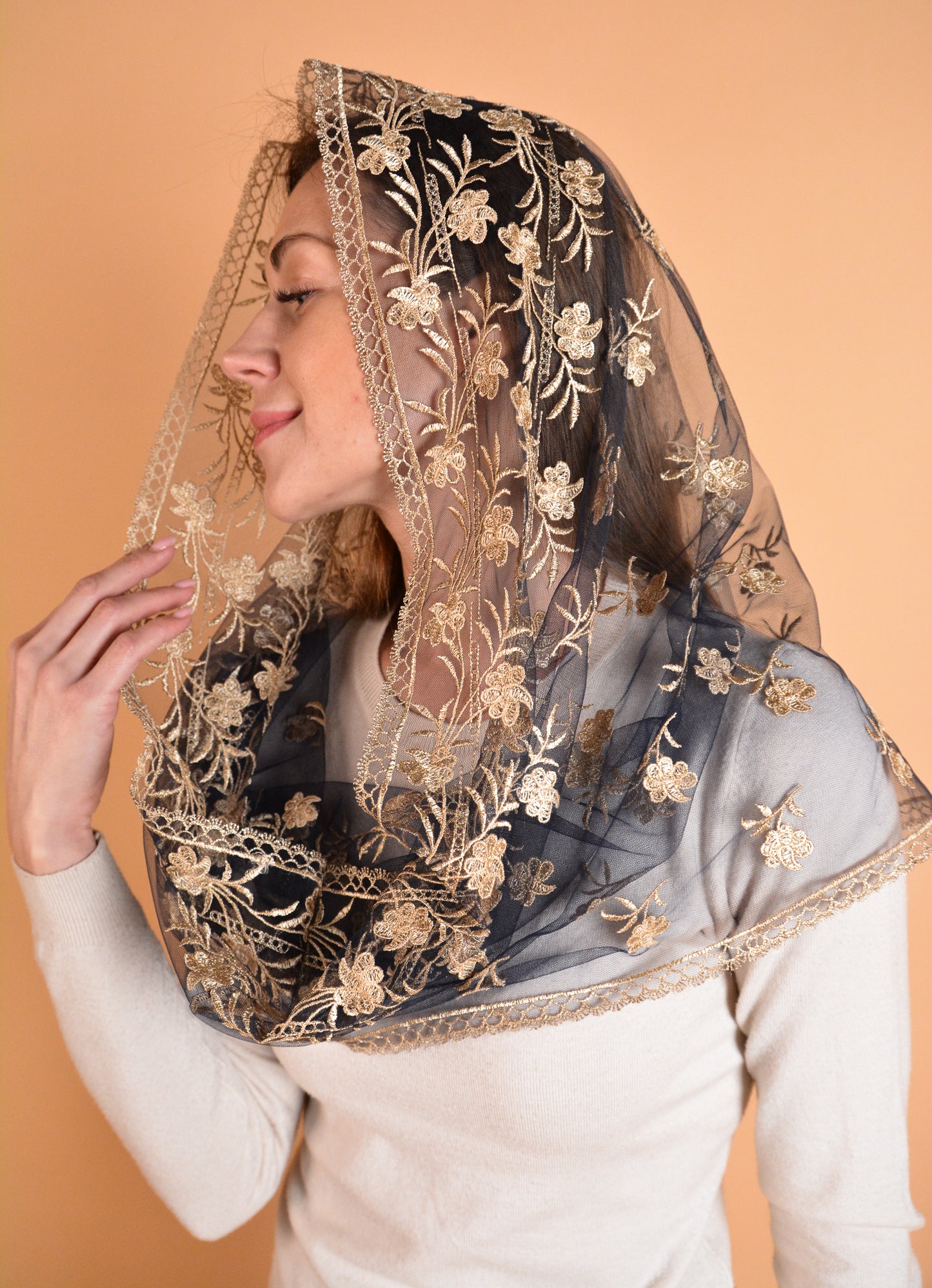Gold Infinity Veil - MariaVeils