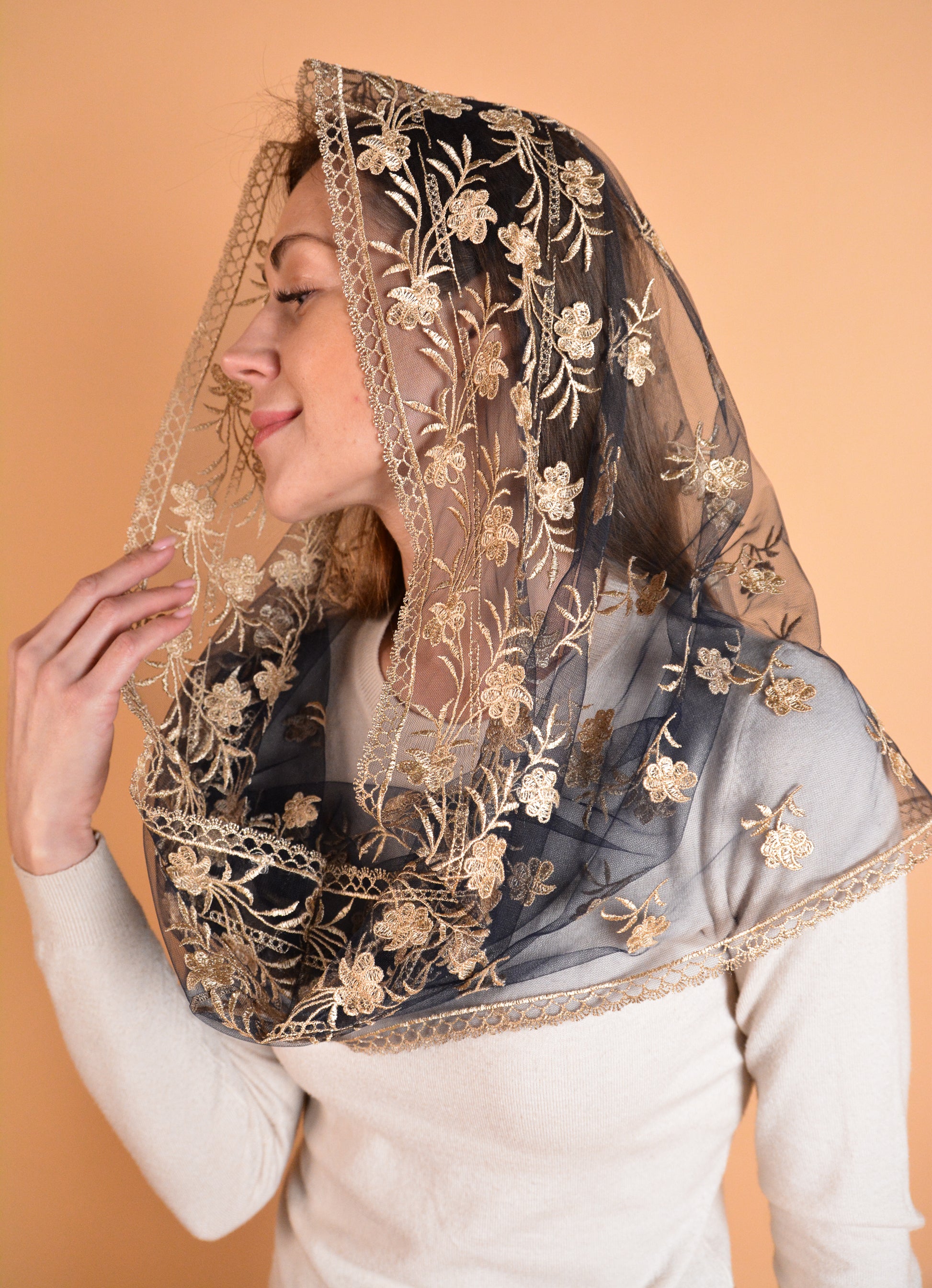 Gold Infinity Veil - MariaVeils