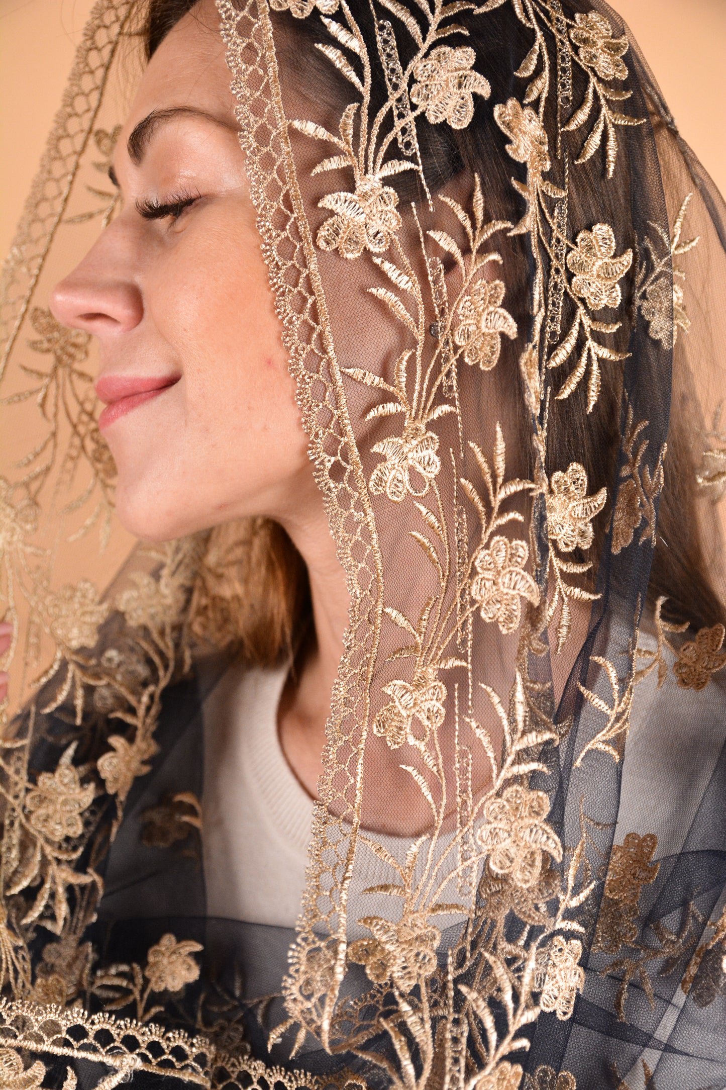 Gold Infinity Veil - MariaVeils
