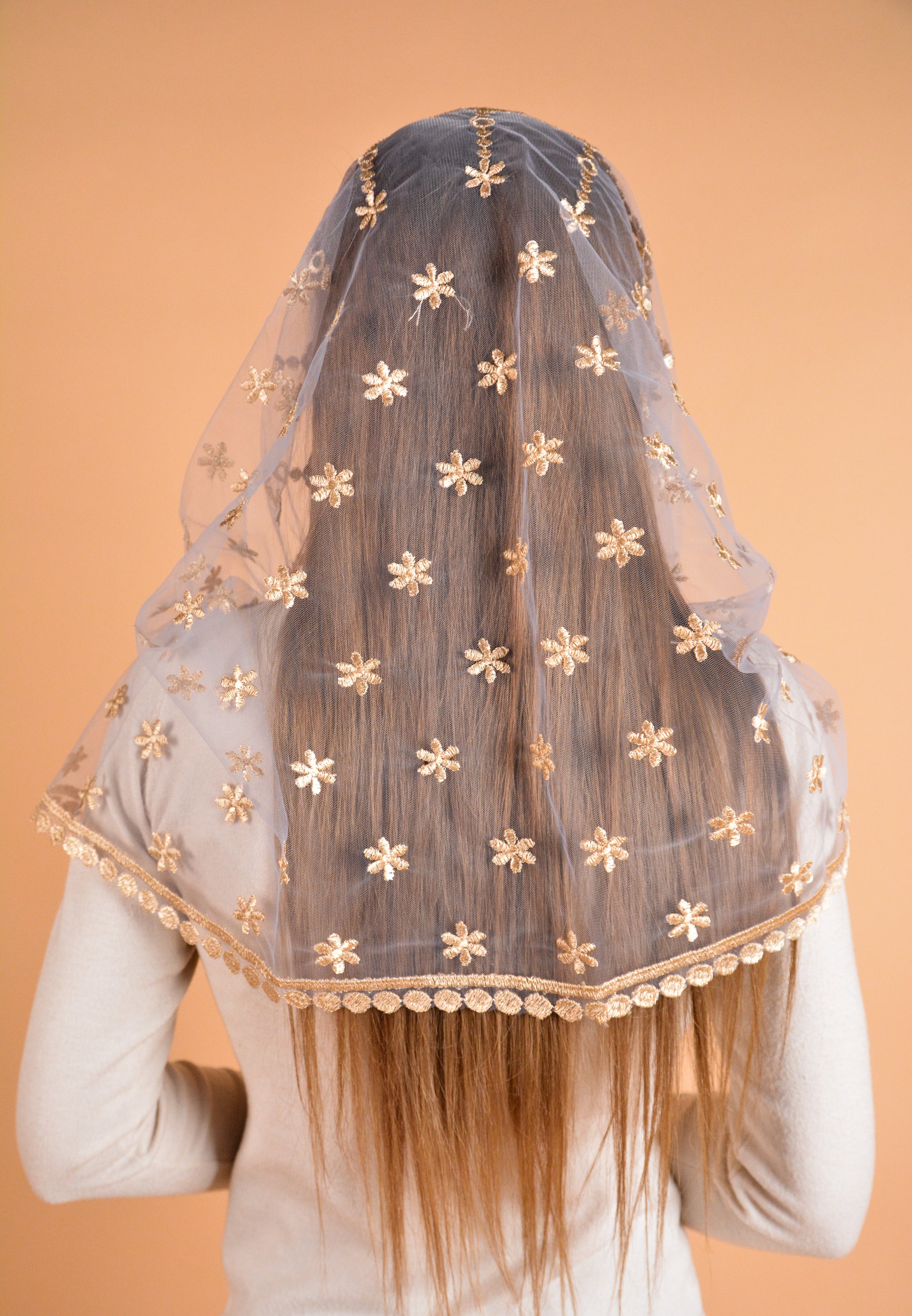 Gold Infinity Lace - MariaVeils