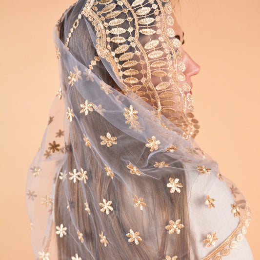 Gold Infinity Lace - MariaVeils