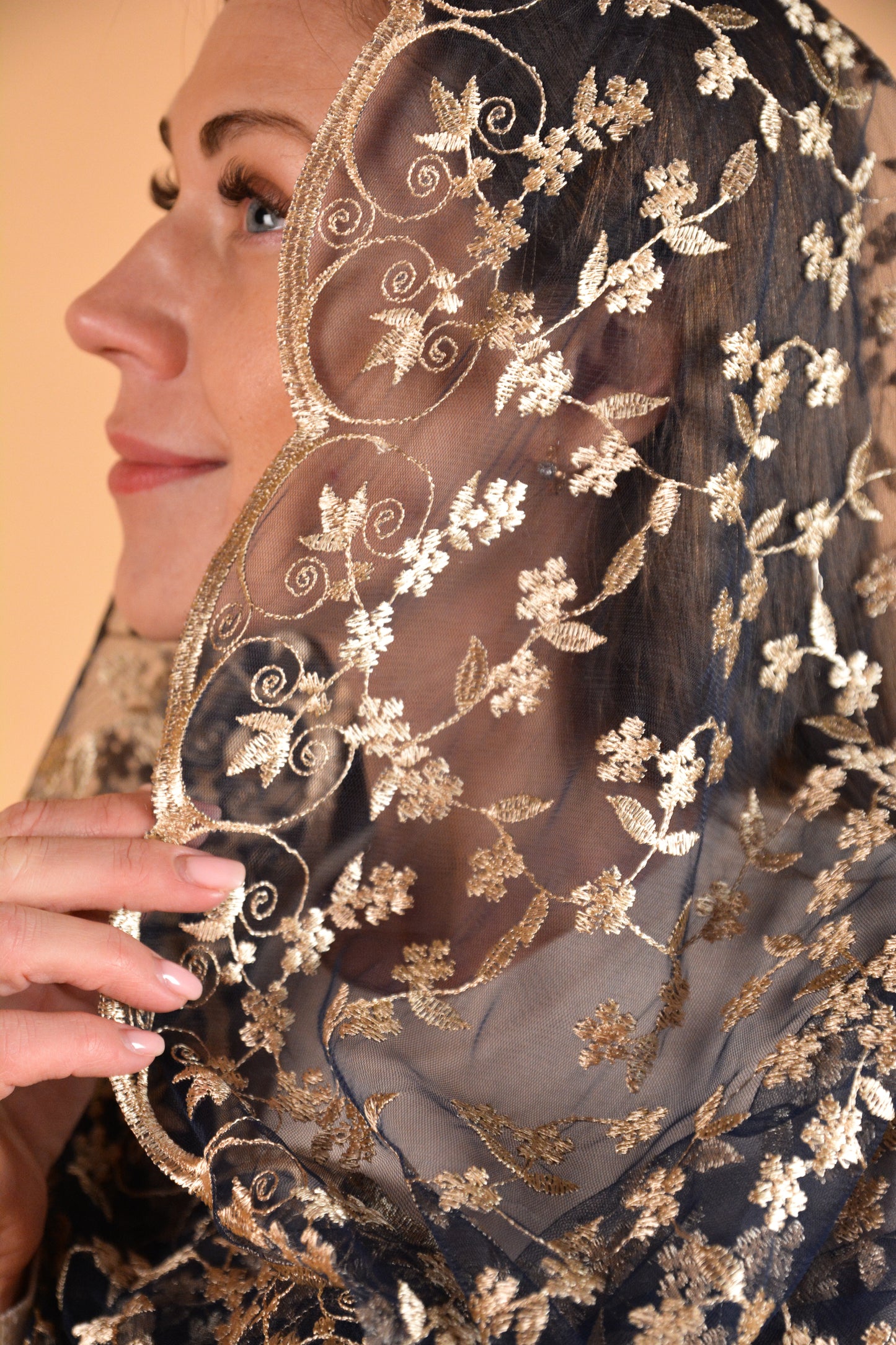NEW!! Floral Infinity Veil - MariaVeils