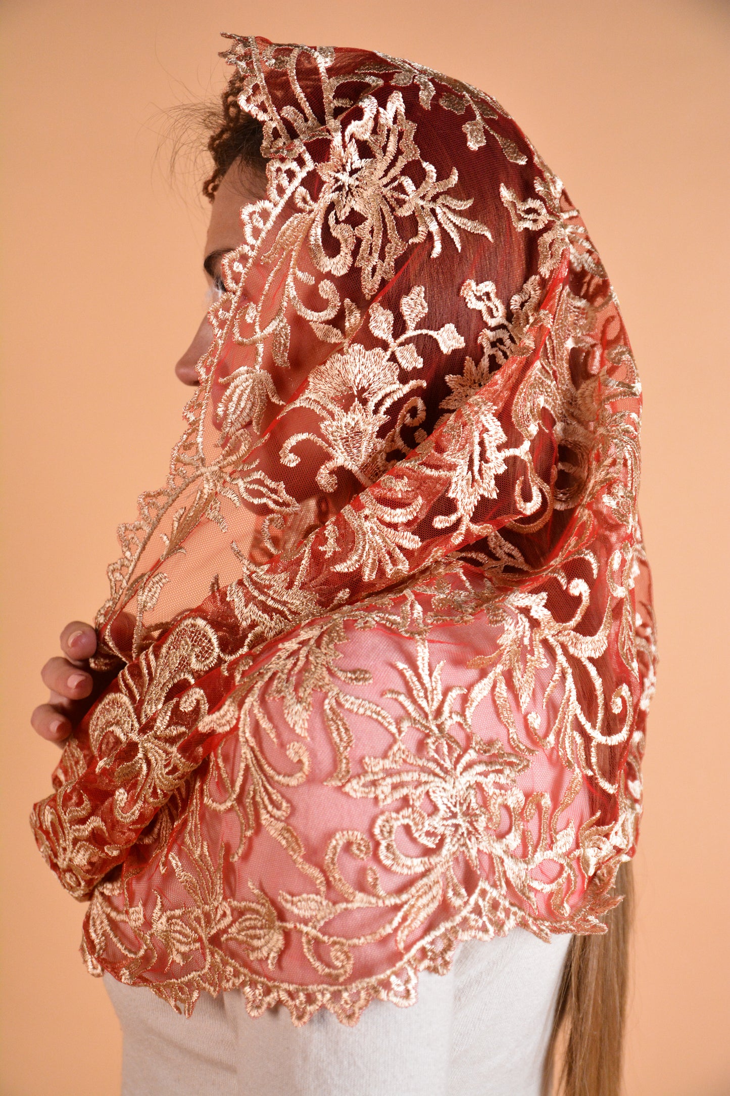 GOLD & RED INFINITY VEIL - MariaVeils