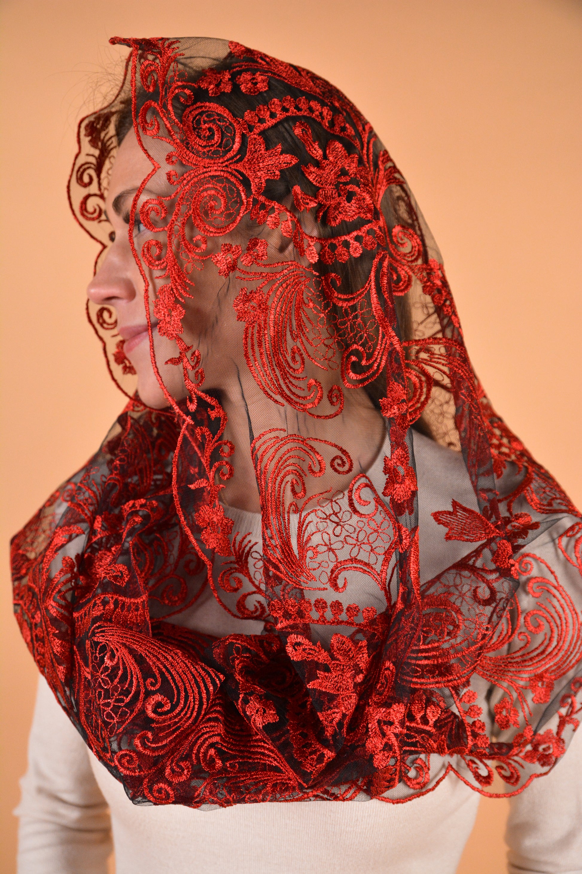 NEW! Red Infinity Veil - MariaVeils