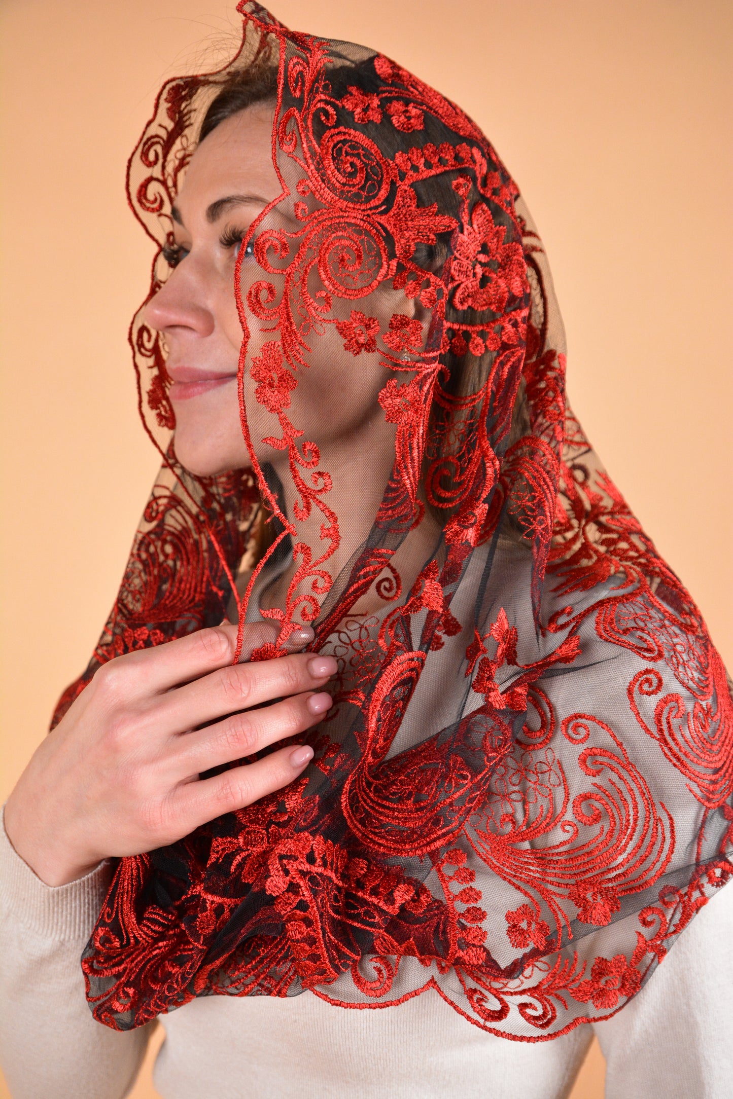 NEW! Red Infinity Veil - MariaVeils