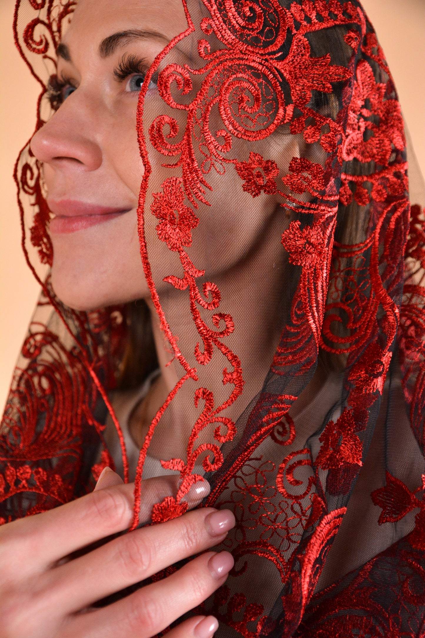 NEW! Red Infinity Veil - MariaVeils