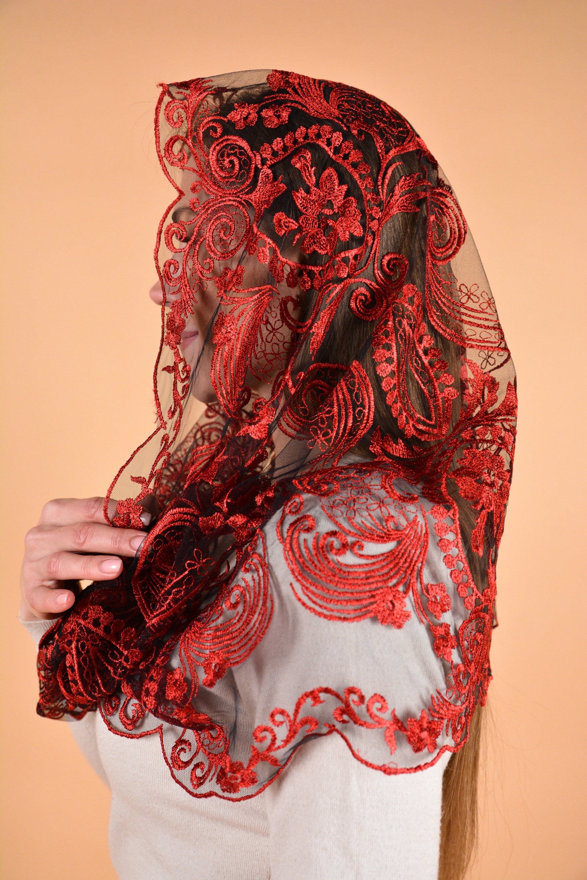 NEW! Red Infinity Veil - MariaVeils