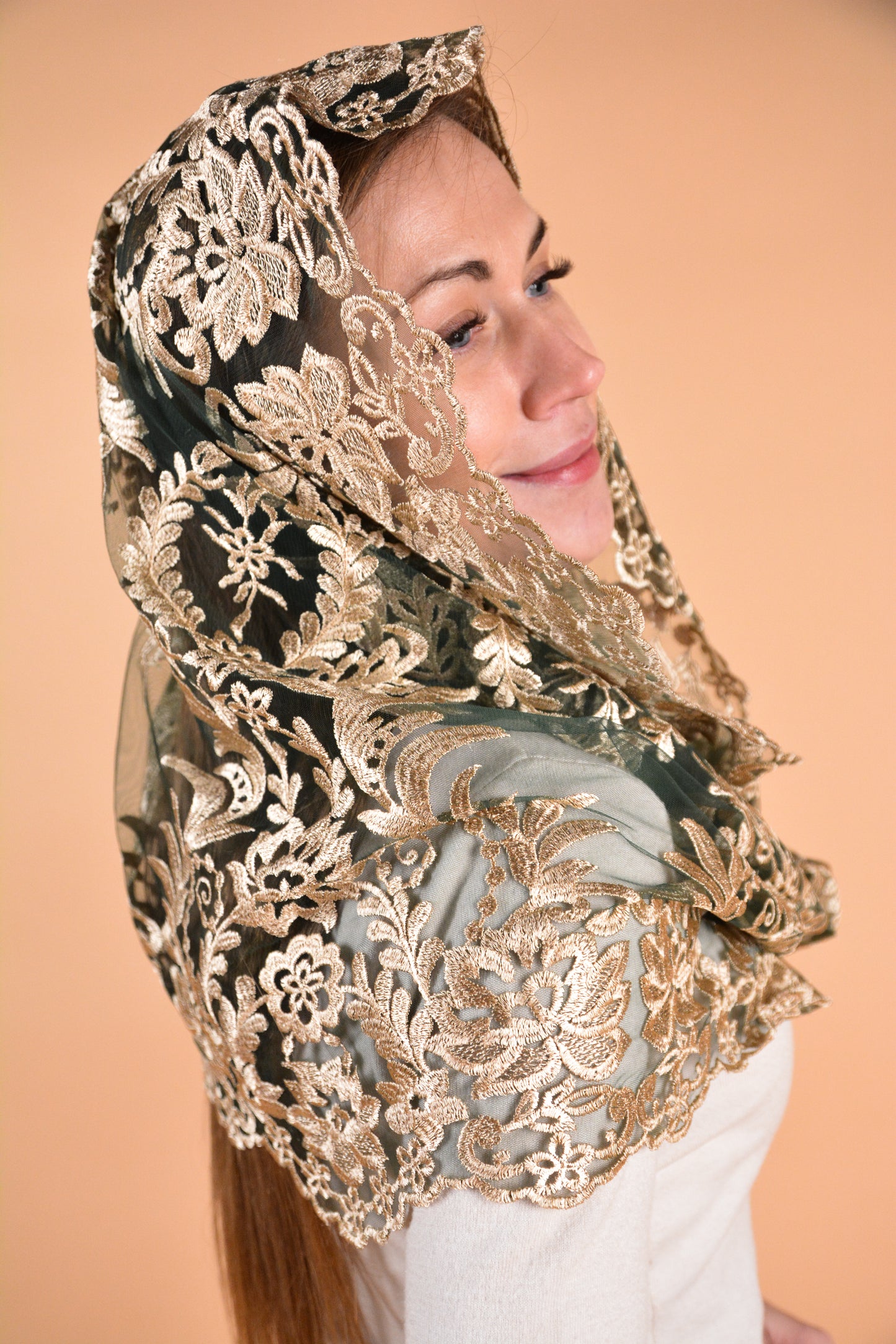 GOLD & GREEN MANTILLA - MariaVeils