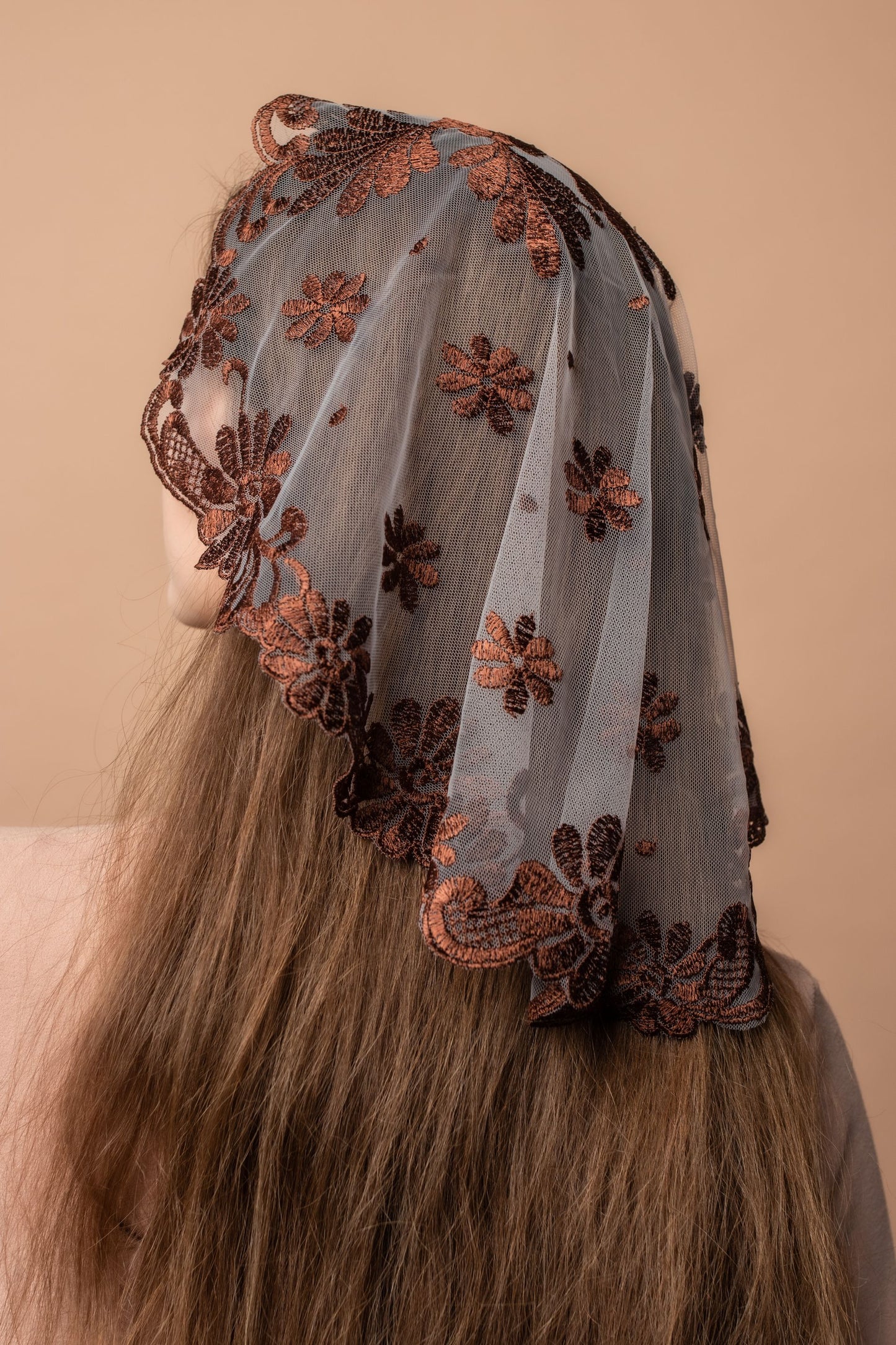 NEW!! Bestseller veil in new brown color - MariaVeils