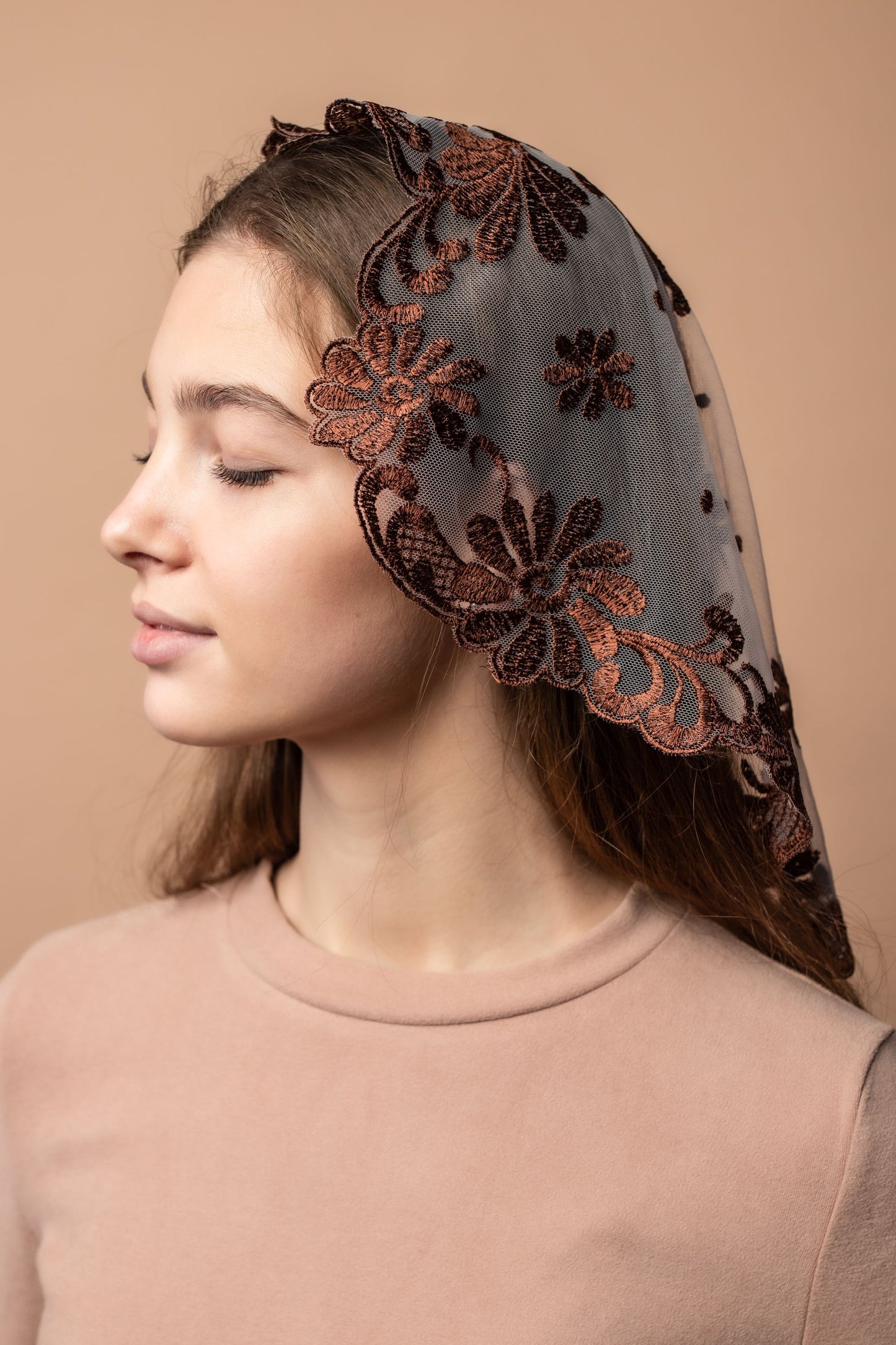 NEW!! Bestseller veil in new brown color - MariaVeils