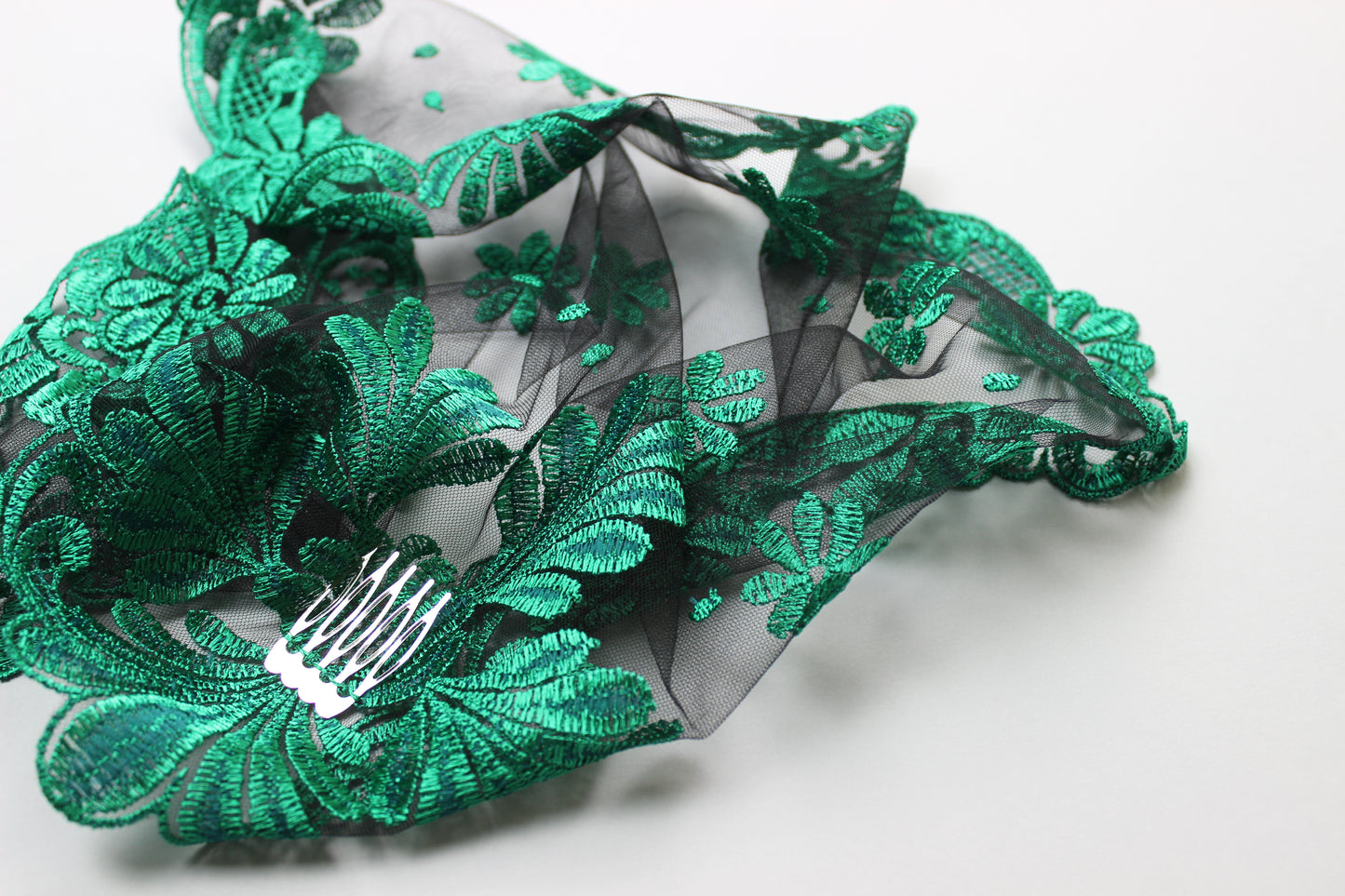 NEW!! Bestseller veil in new green color - MariaVeils