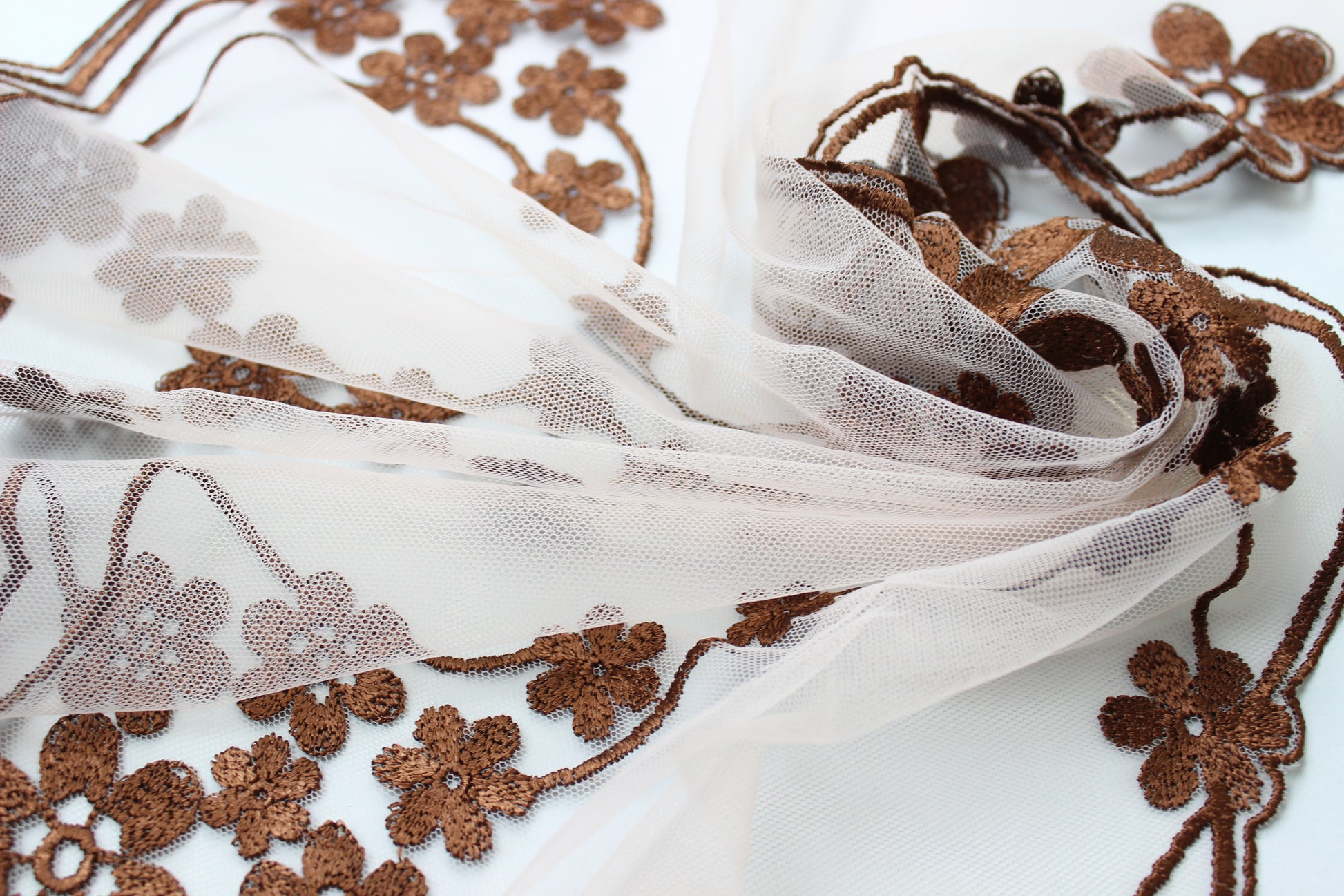 NEW COLOR Bestseller! Brown lace veil - MariaVeils