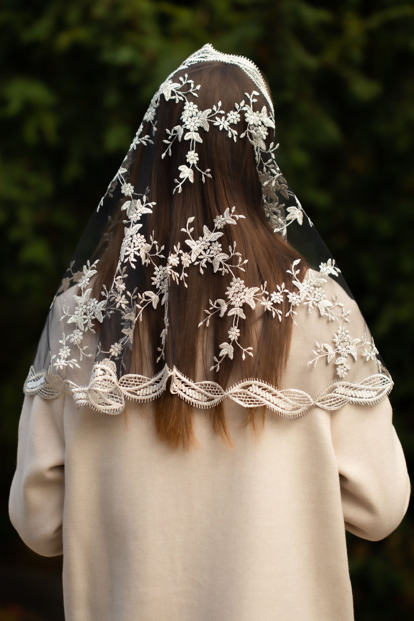Short gold chapel veil - MariaVeils