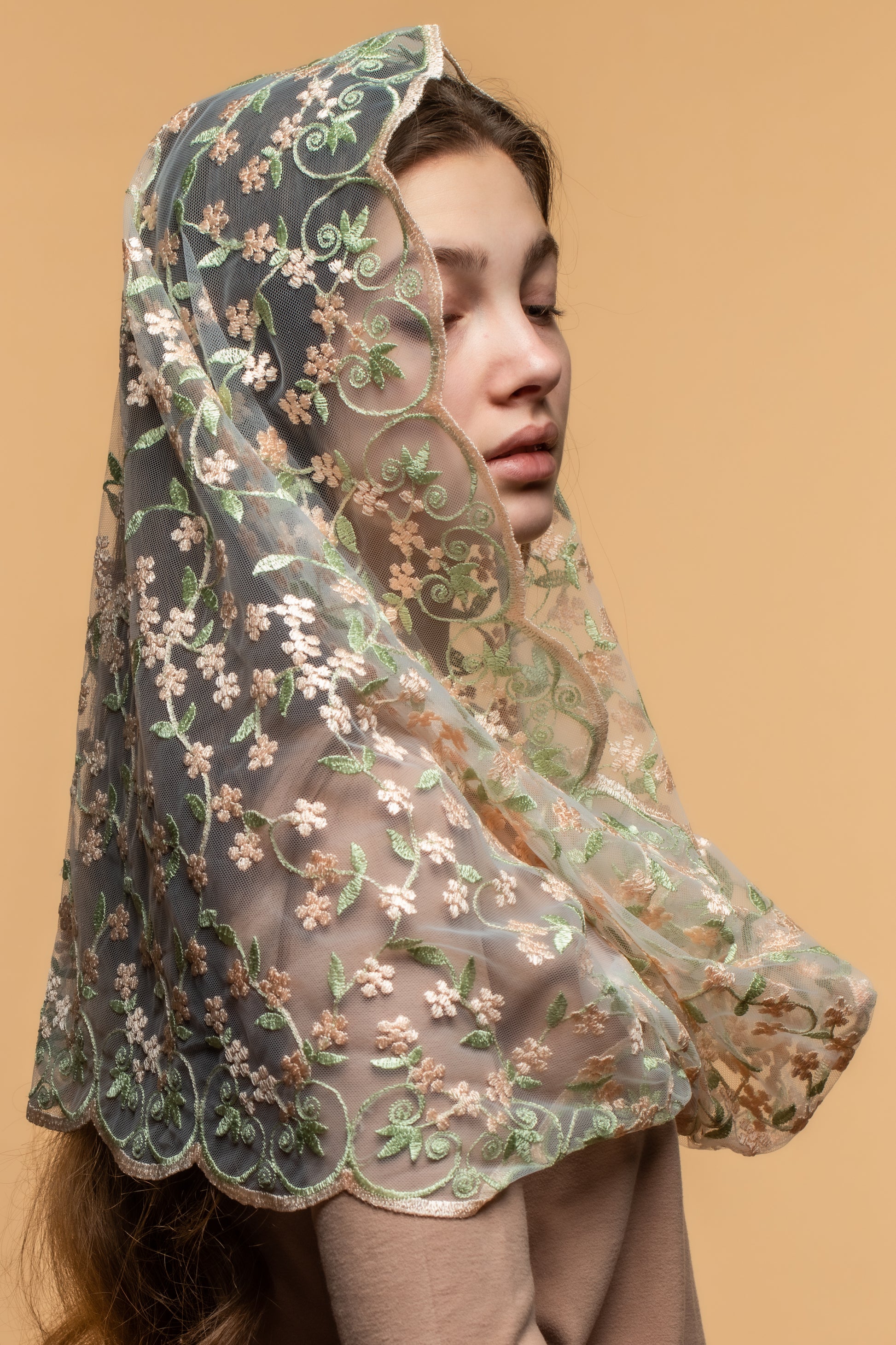NEW!! Infinity chapel veil with floral design - MariaVeils