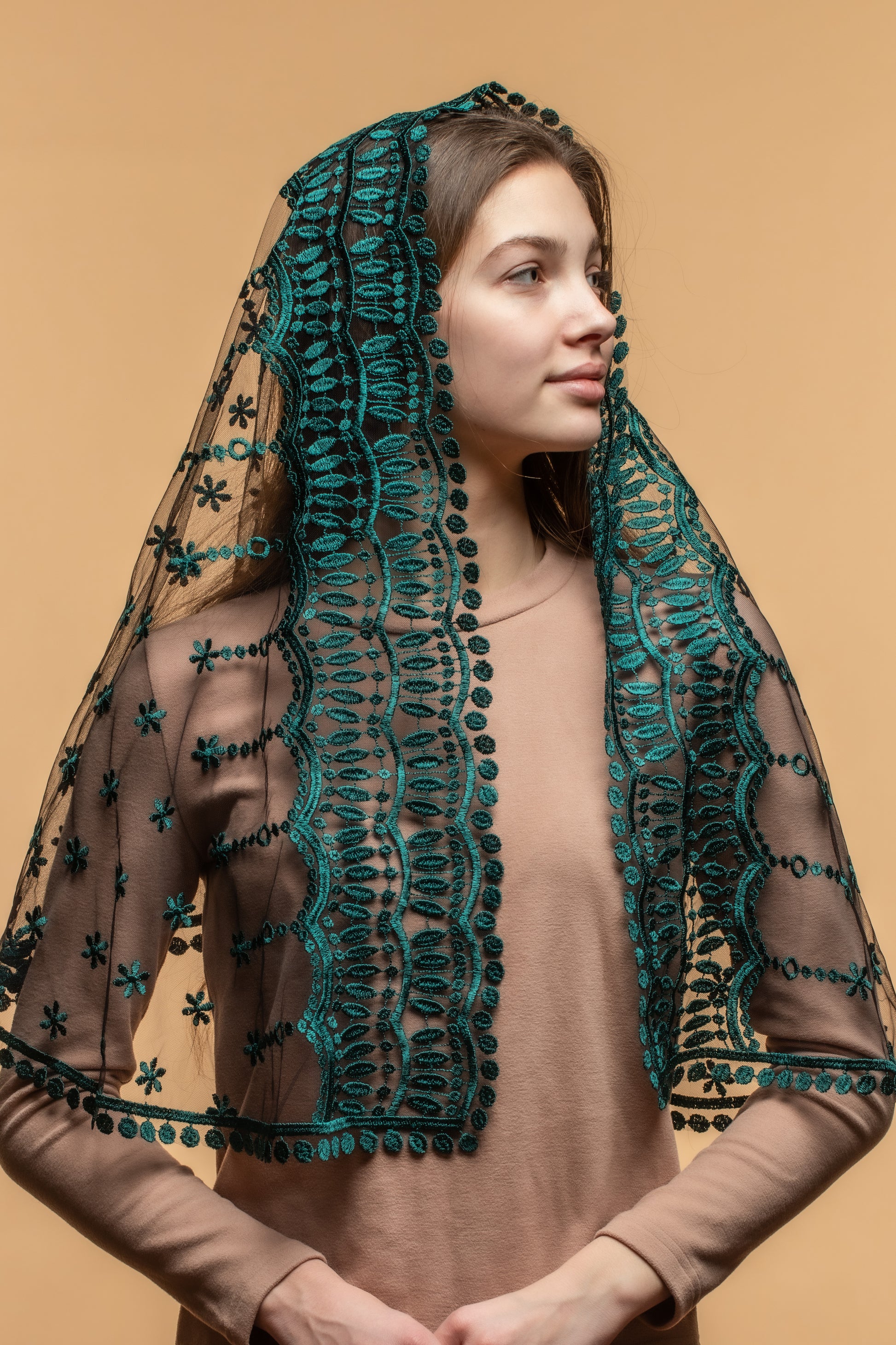 Long emerald green chapel veil - MariaVeils